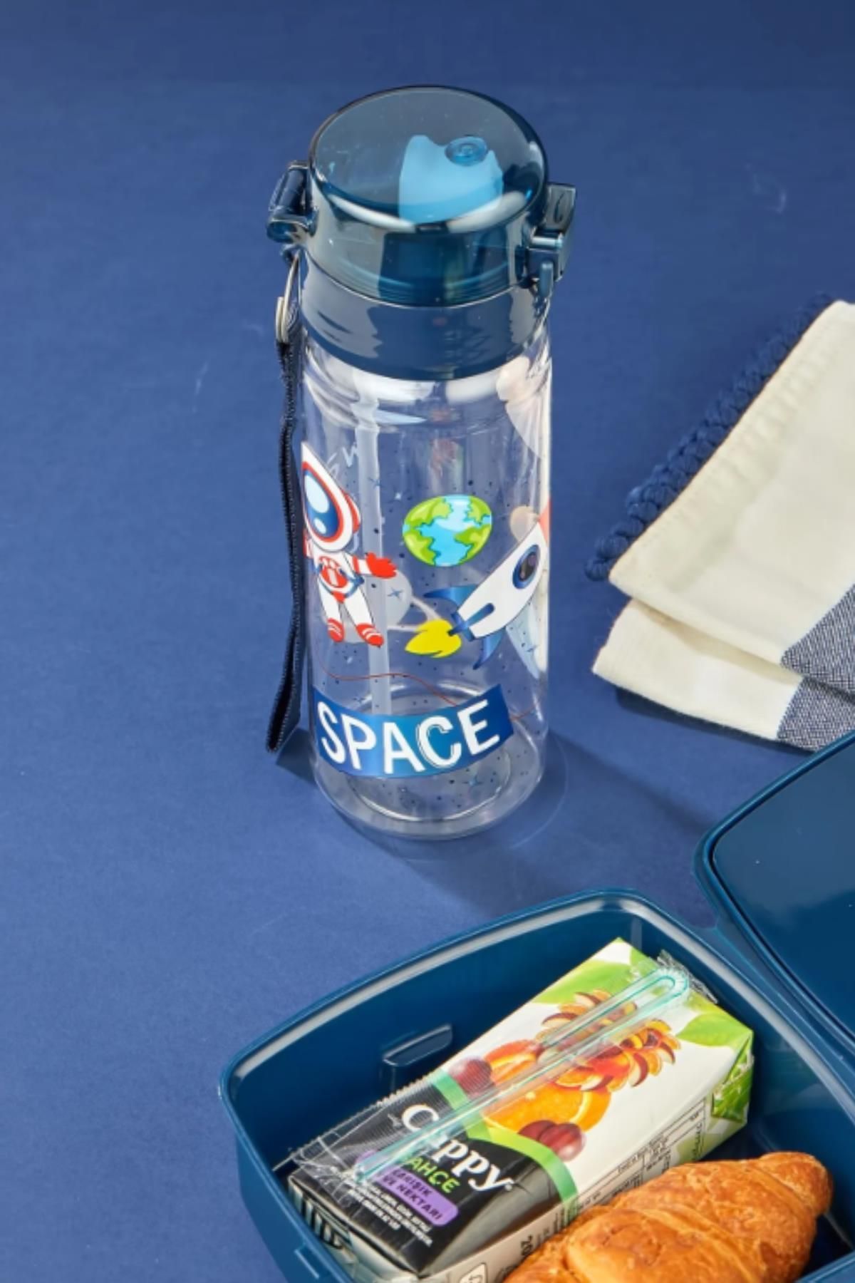 MasterCar-500 ml Space Pattern Flask with Straw - Polycarbonate Bpa Free for Food Contact 1