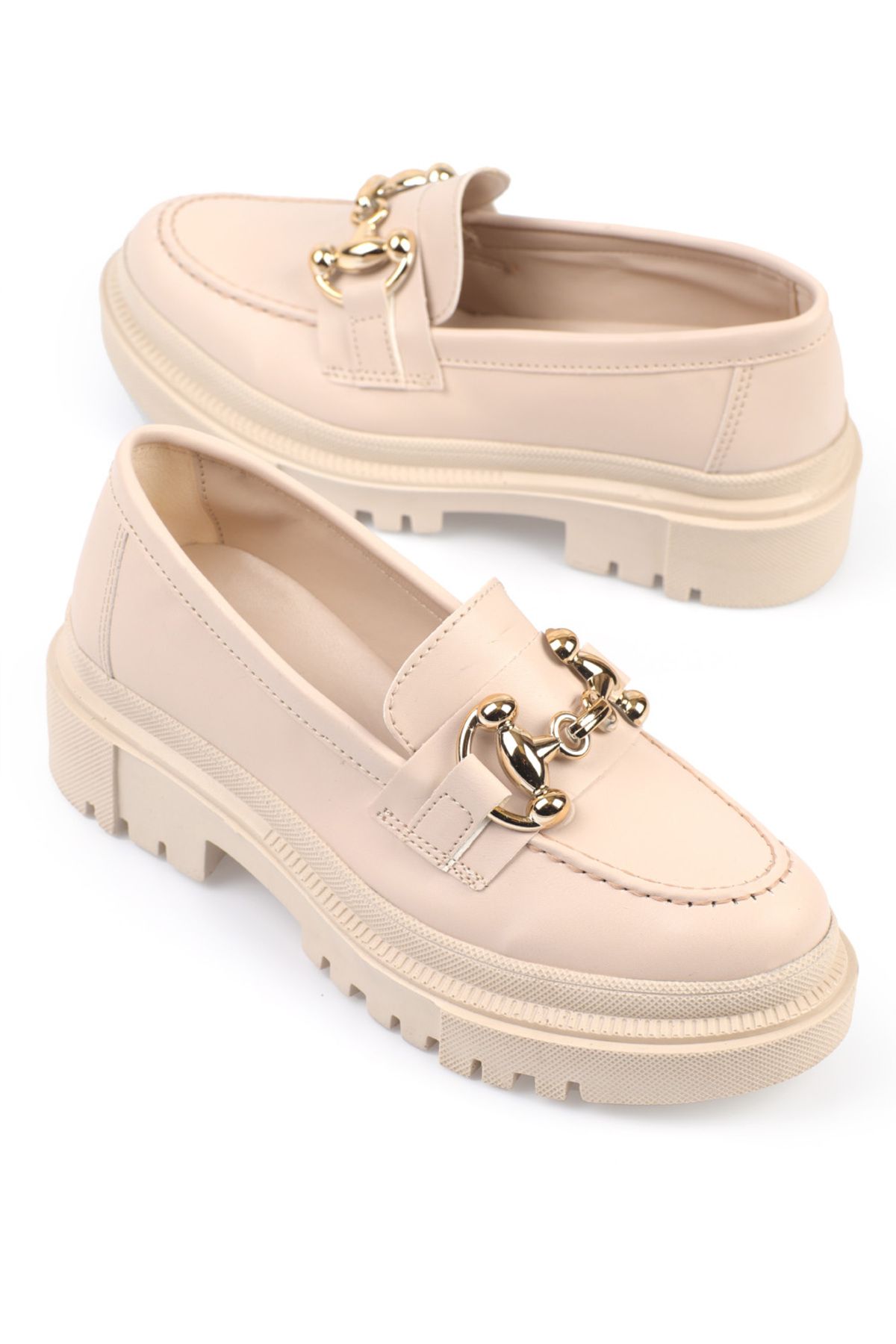 Capone Outfitters-Damen-Loafer in Ecru-Beige mit ovaler Zehenpartie, Metallschnalle und Trak-Sohle 7
