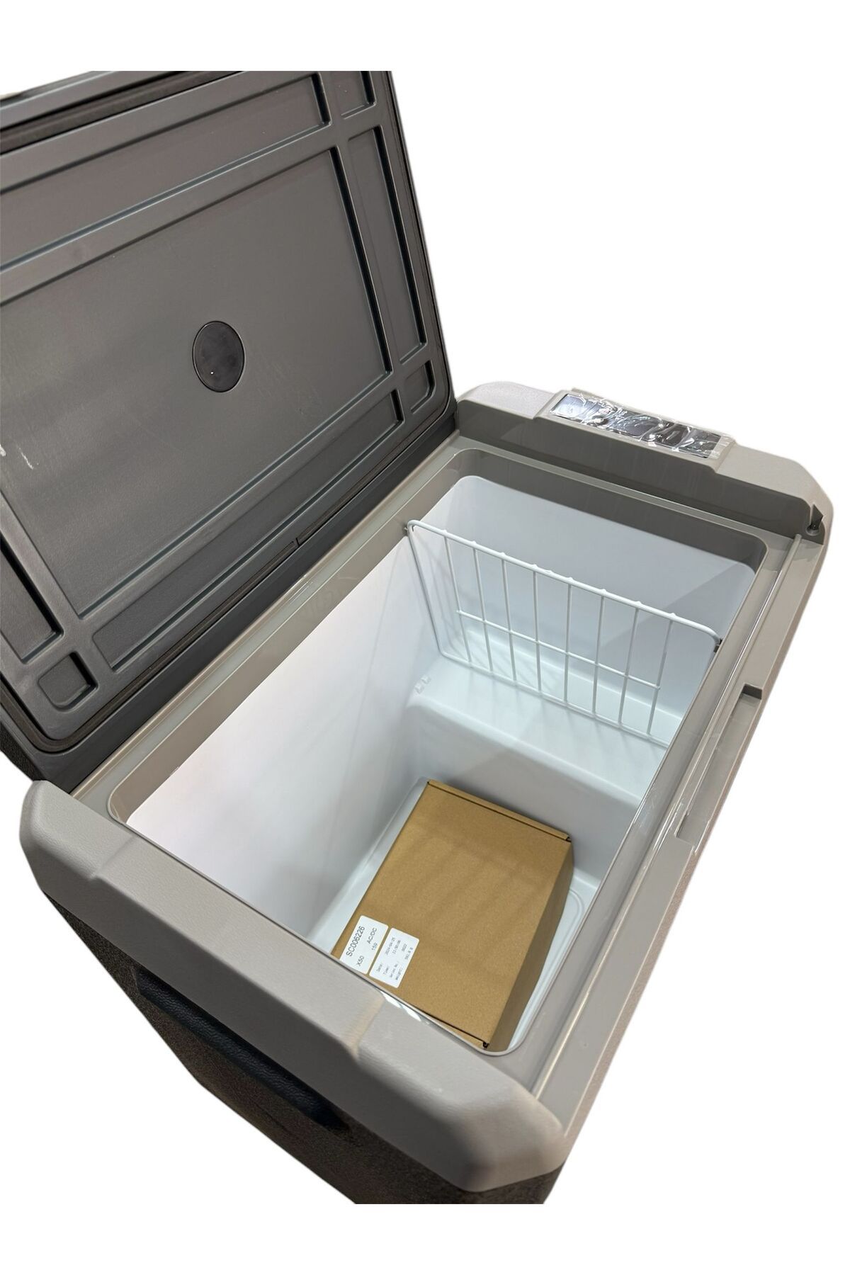 Yirmiyedi 40L OTO BUZDOLABI TAŞINABİLİR 12/24 (KOMPRESÖRLÜ)