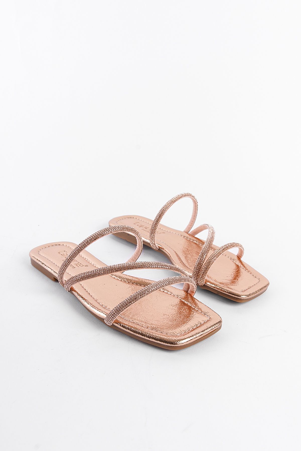 Capone Outfitters Płaskie Sandały Damskie Stone 3-paski Pikowane Kobieta - 38