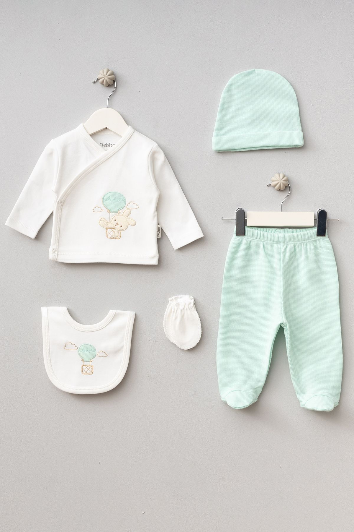 Bebitof-Balloon Rabbit Patterned 5 Piece Newborn Hospital Outfit Set 1
