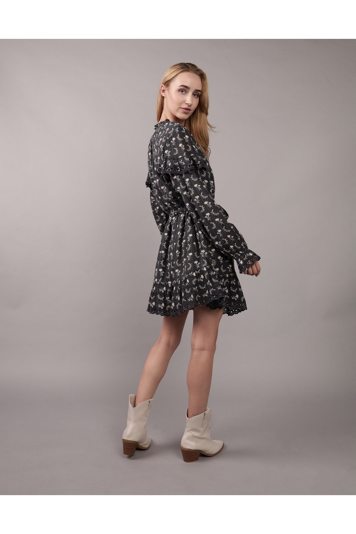 AMERICAN EAGLE-Ae Long-Sleeve Button-Up Ruffle Mini Dress 4