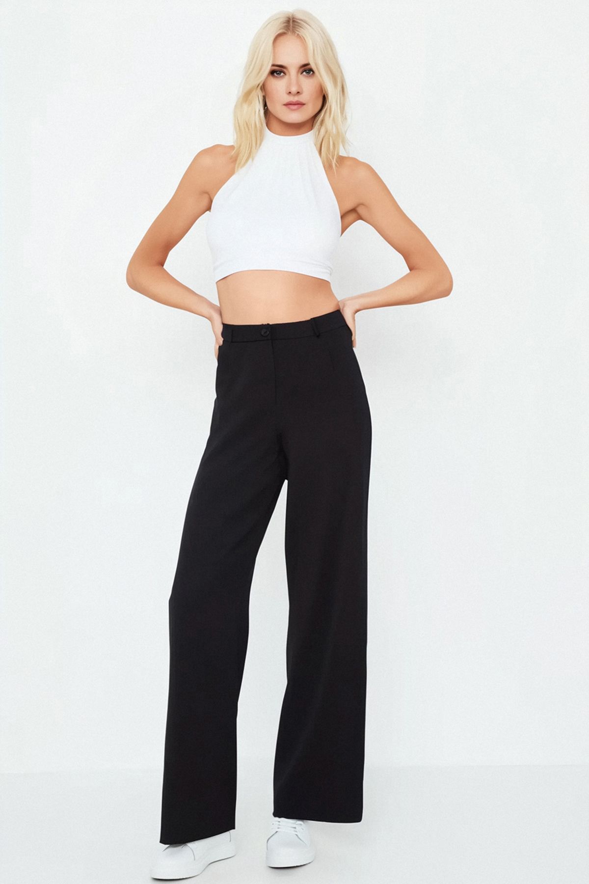 Trendyol Collection Široké černé plisované kalhoty - Twoaw22Pl0475