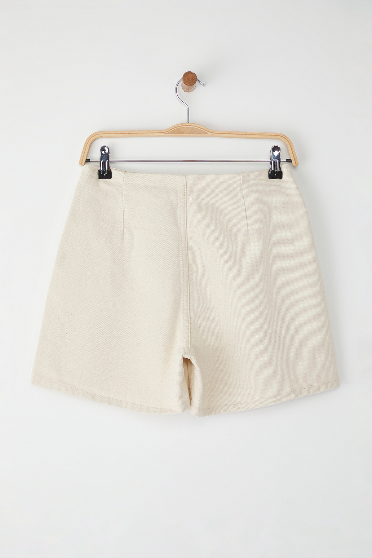 Trendyolmilla  Ekru Aksesuar Detaylı Yüksek Bel Denim Şort Etek TWOSS25SR00200 - Görsel 12