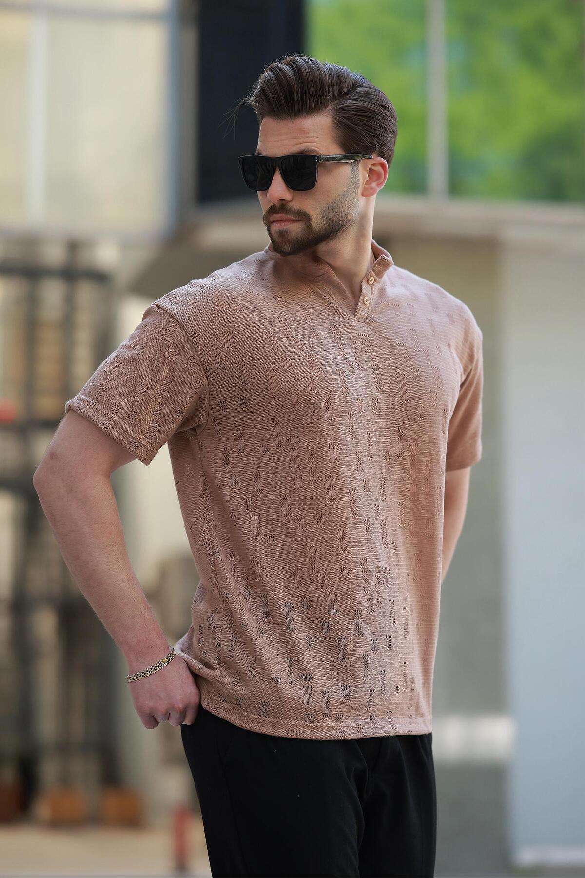 Madmext Brown Judge Collar Men's Basic T-Shirt E7148
