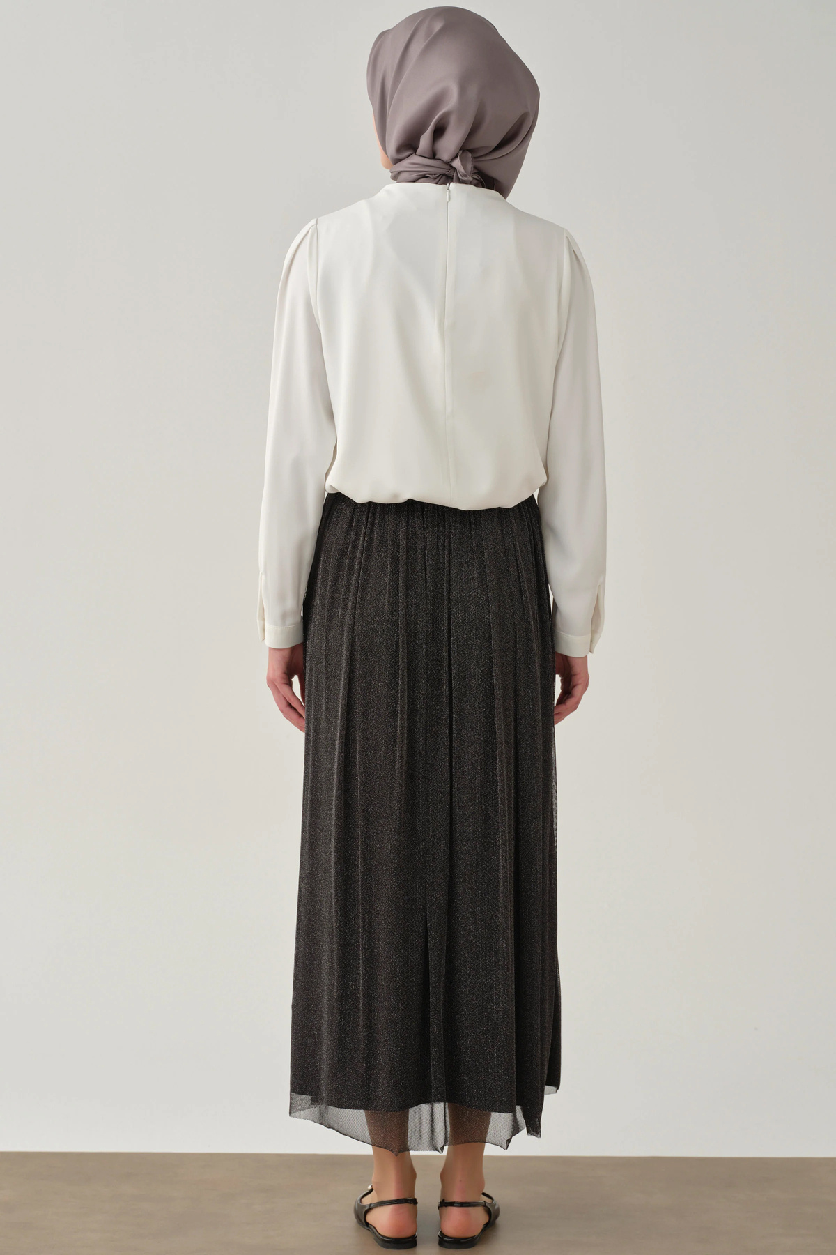 Tuğba-Anthracite Gathered Glitter Tulle Skirt 4