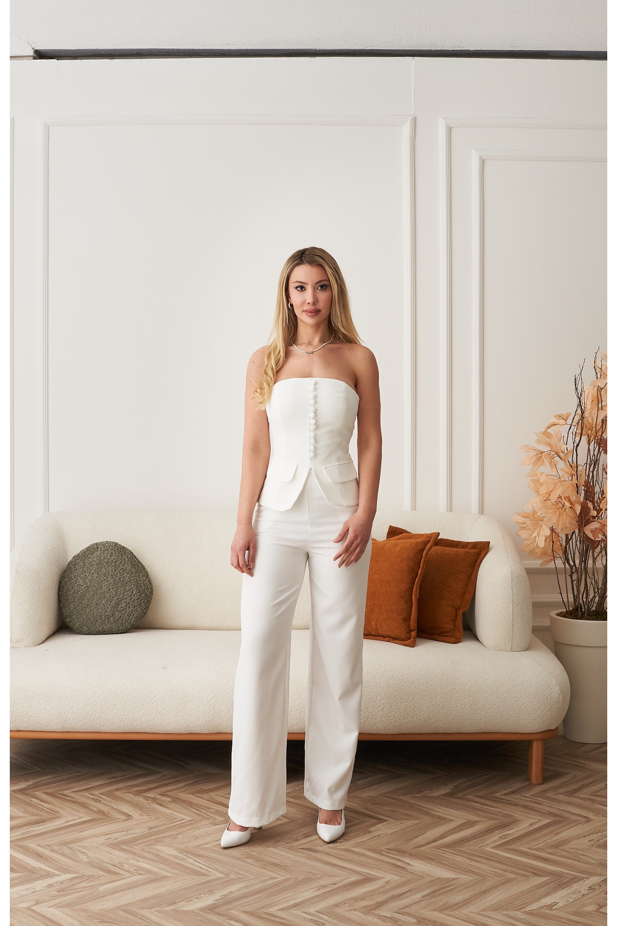 Rabia Çelik-Women's White Buttoned Front Strapless Bustier Pants 2-Piece Suit 1