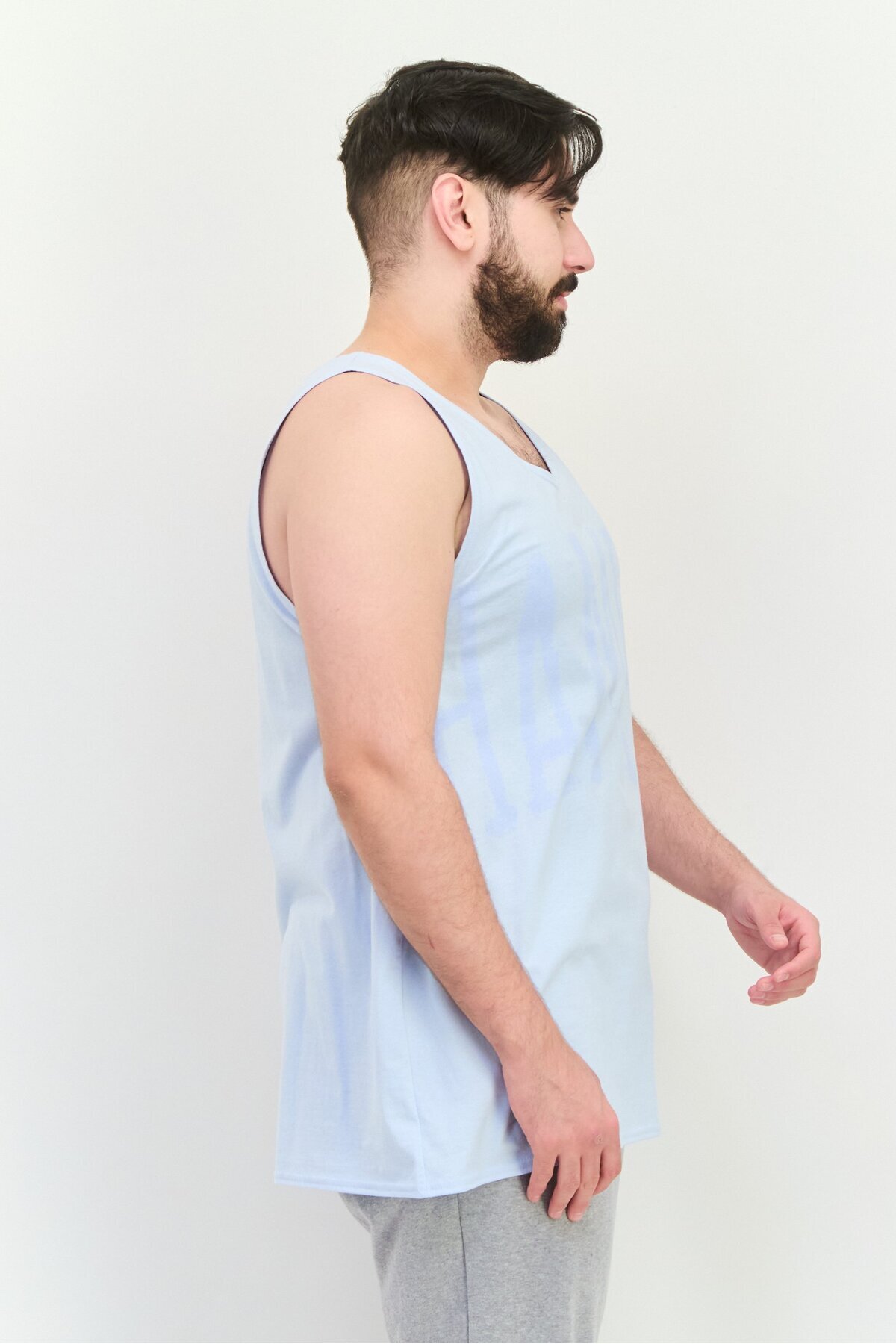 Champion-Men Sportswear Fit Sleeveless Training Vest, Light Blue 2