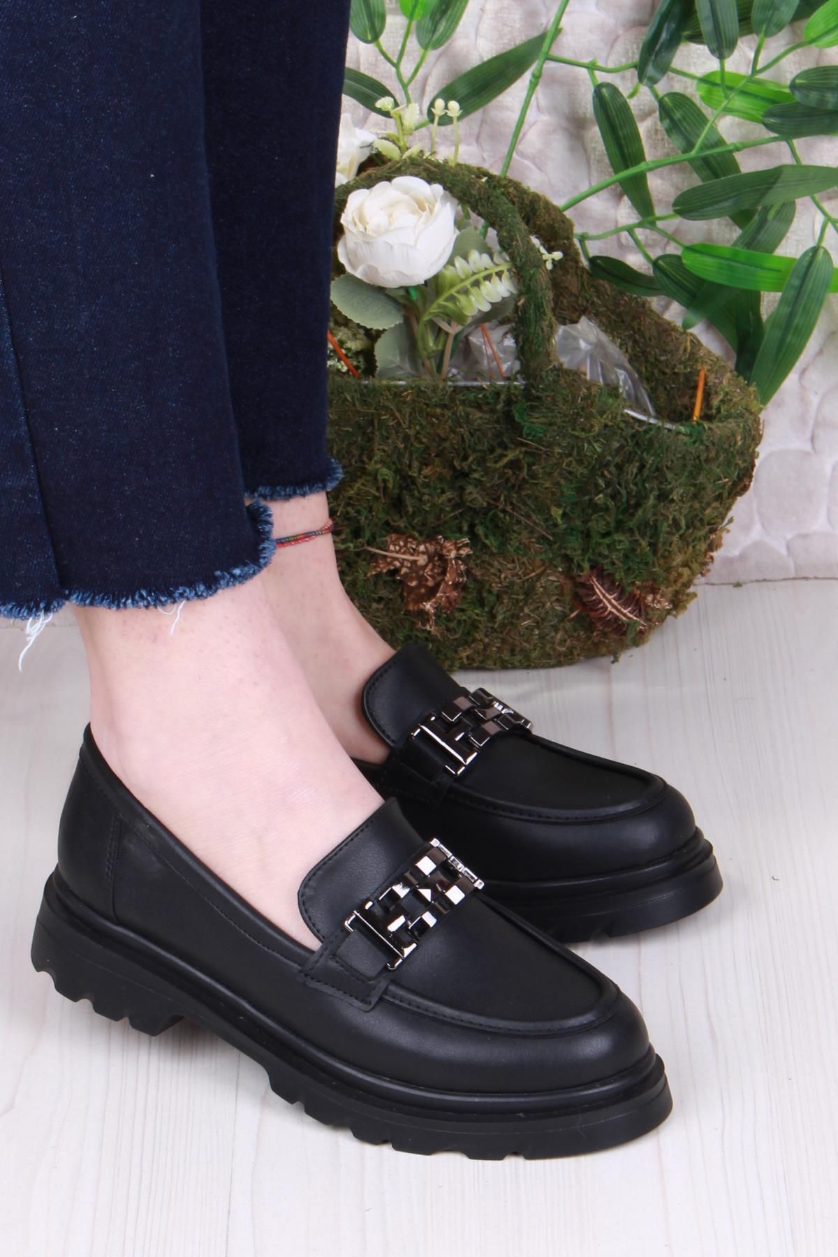 fort-35801 Black Skin Buckle Detailed Comfortable Loafer Women's Shoes 4