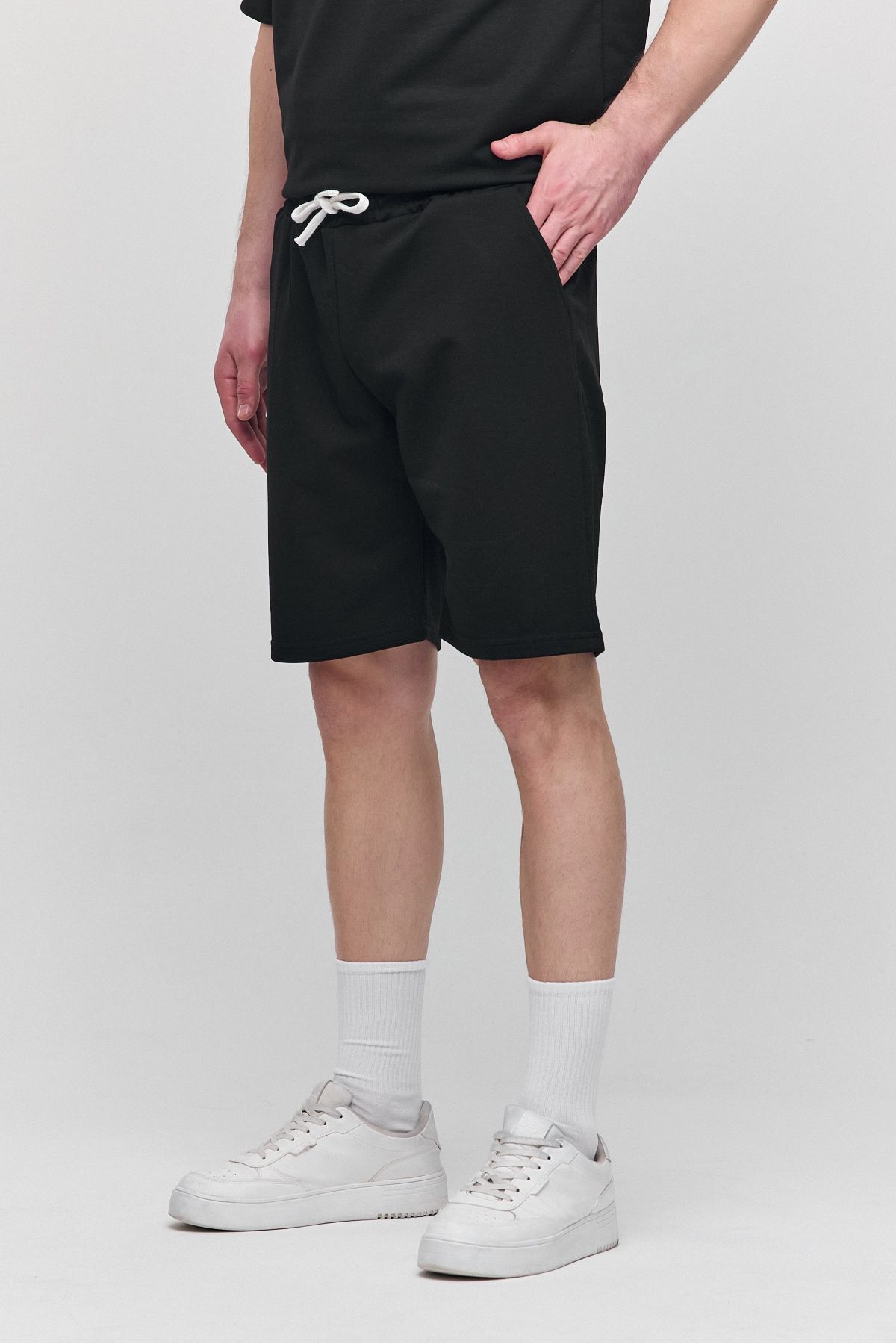 COMBİNE MİCHAİL-Ανδρικό μαύρο σορτς Comfort Fit & Bermuda 3