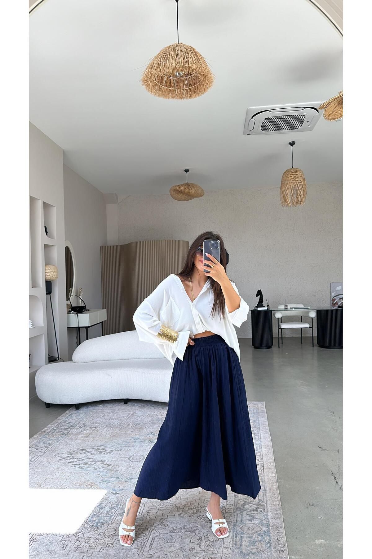 Buket Teke-Navy Blue Midi Strawberry Skirt 4