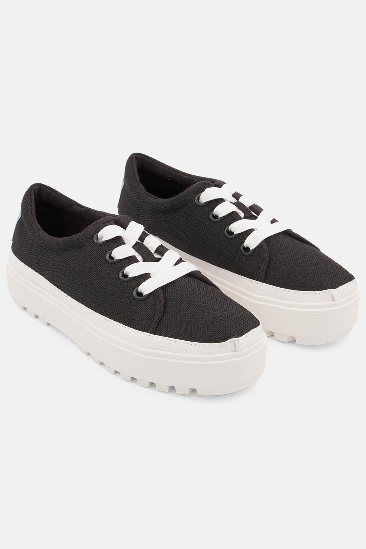 Toms-Women Lace Up Casual Shoes, Black 1