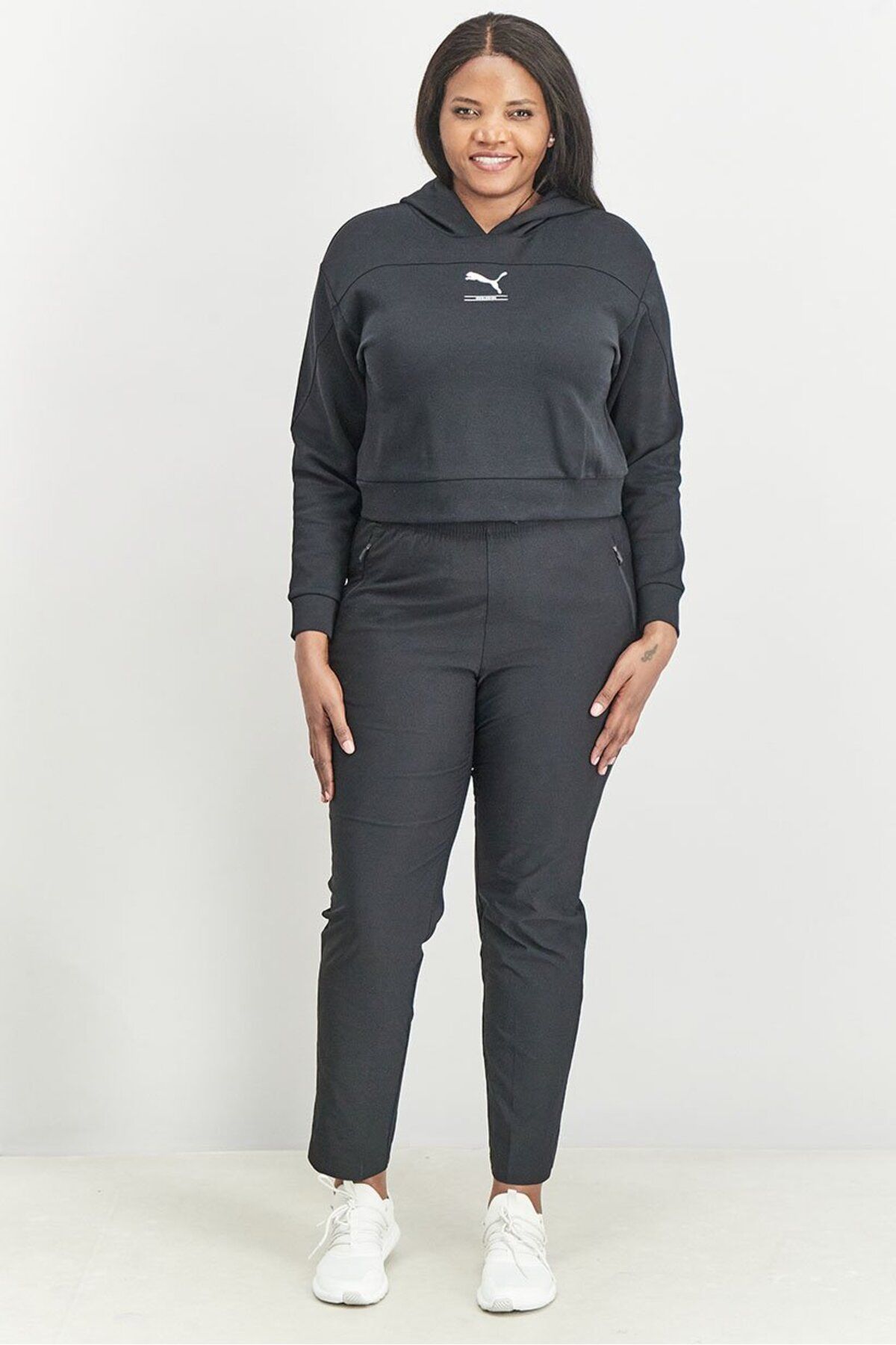 Puma-Women Regular Fit Hooded Long Sleeve Sweatshirt, Black 3