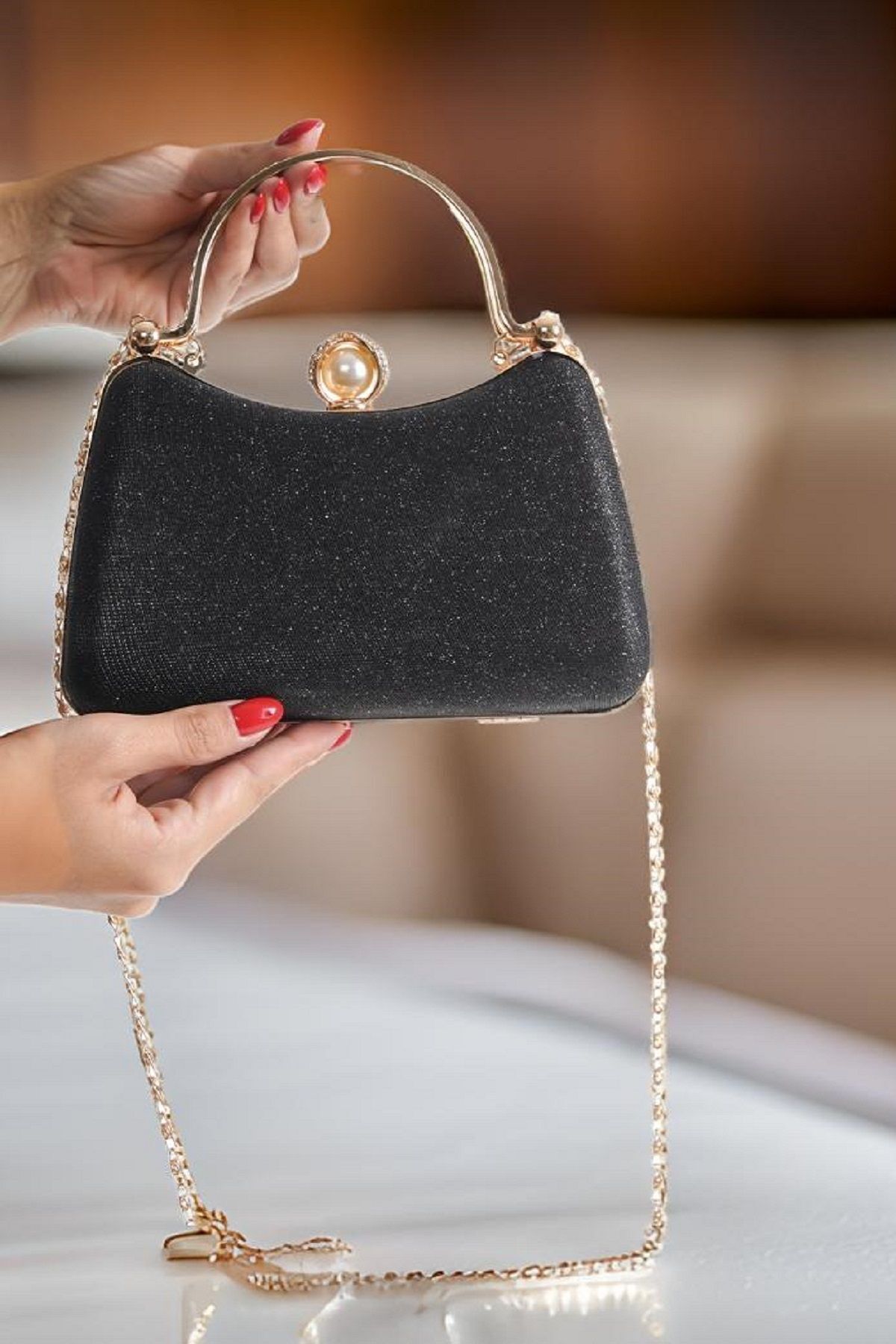 ZEYYMODA Siyah Simli Ithal Özel Kumaş - Taş Detaylı Abiye Çanta Inci Kilit Açma