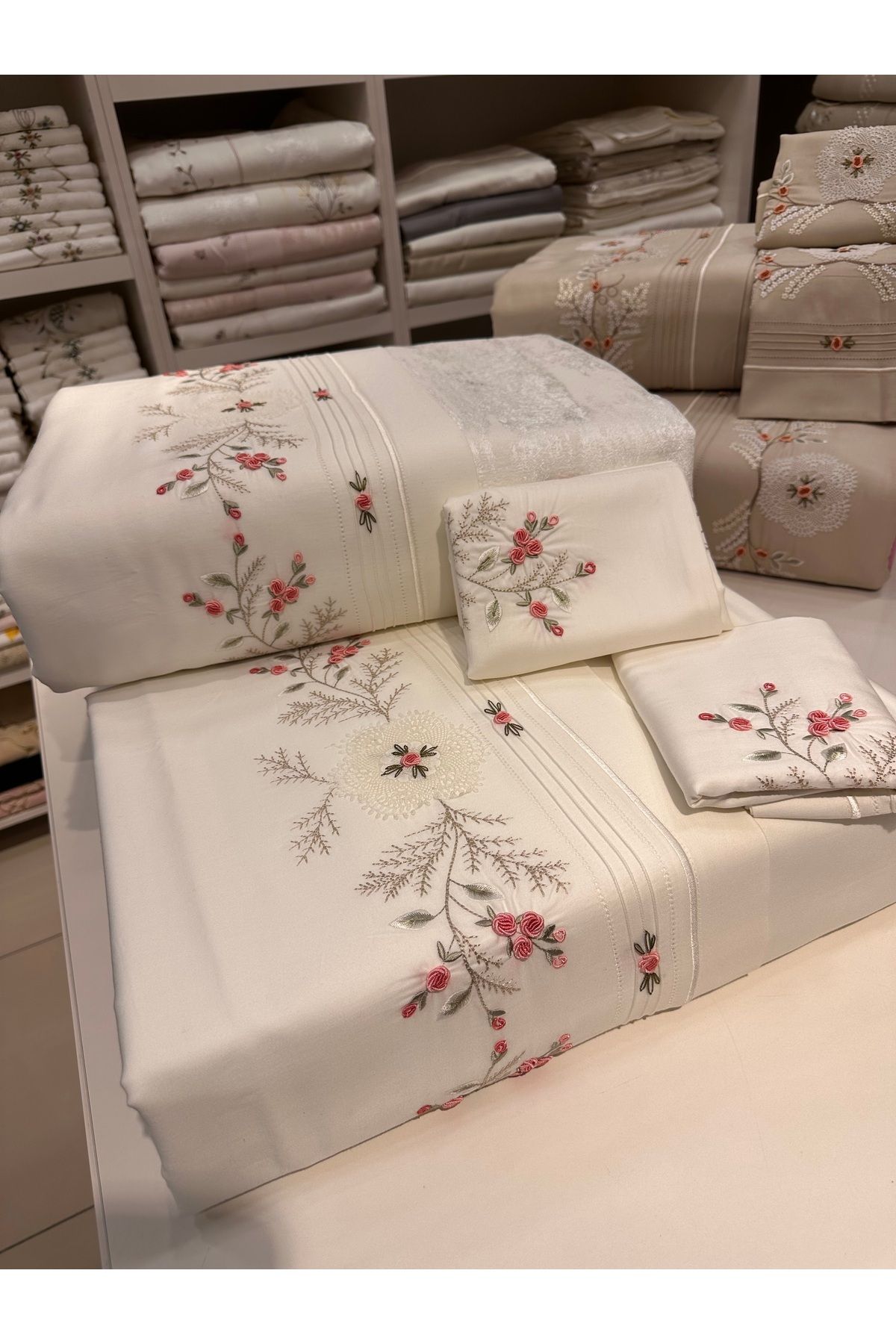 incisecrethome-Handcrafted Special Series Bed Cover Set Double Pique and Duvet Cover Set 7 Pieces 4