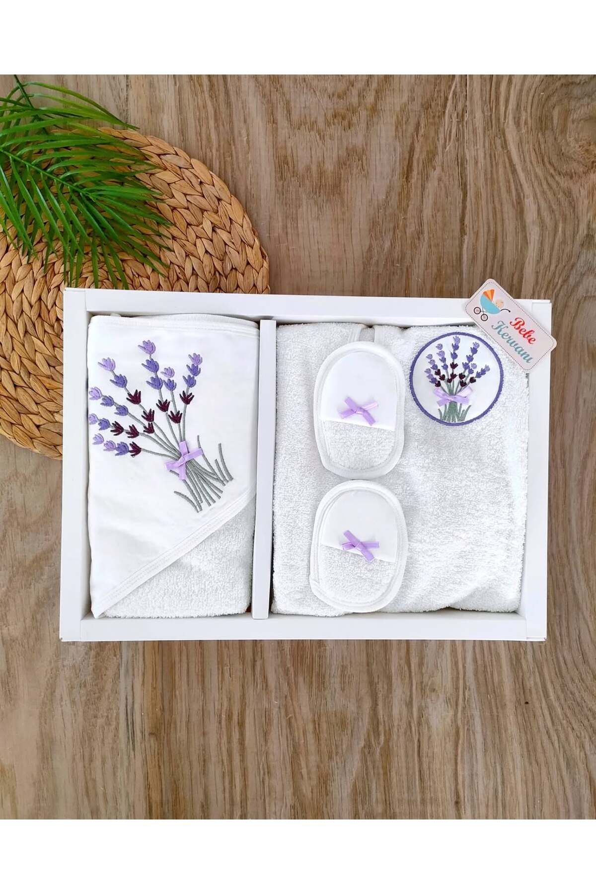 bebe kervanı Kız Bebek Krem % 100 Pamuklu Lavanta Çiçek Kaneviçe İşlemeli Bornoz Takımı Bebek Hediyesi BBK1136