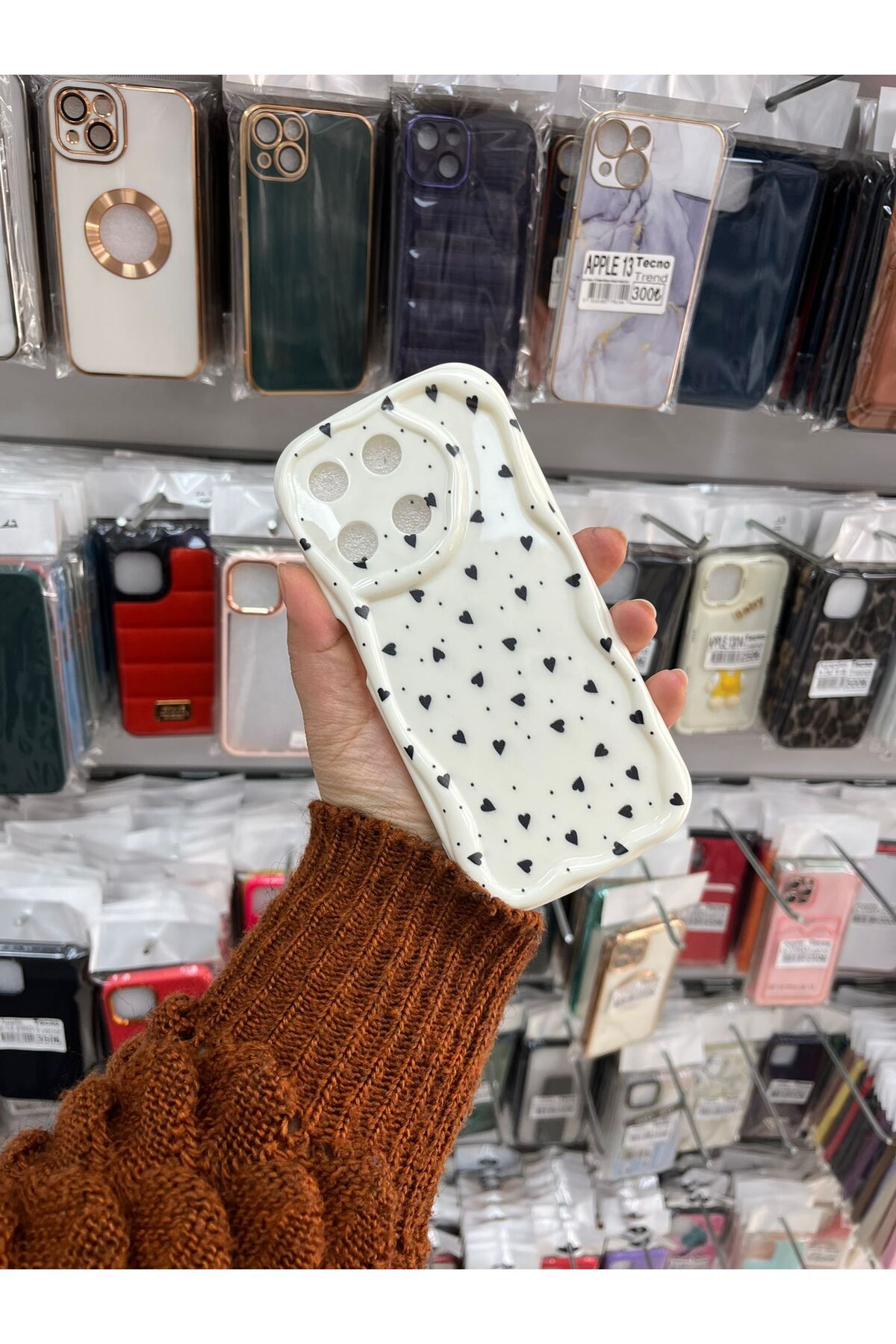 TECNOTREND Realme 11 4G Kalpli Desenli Baskılı Kabarık Kılıf