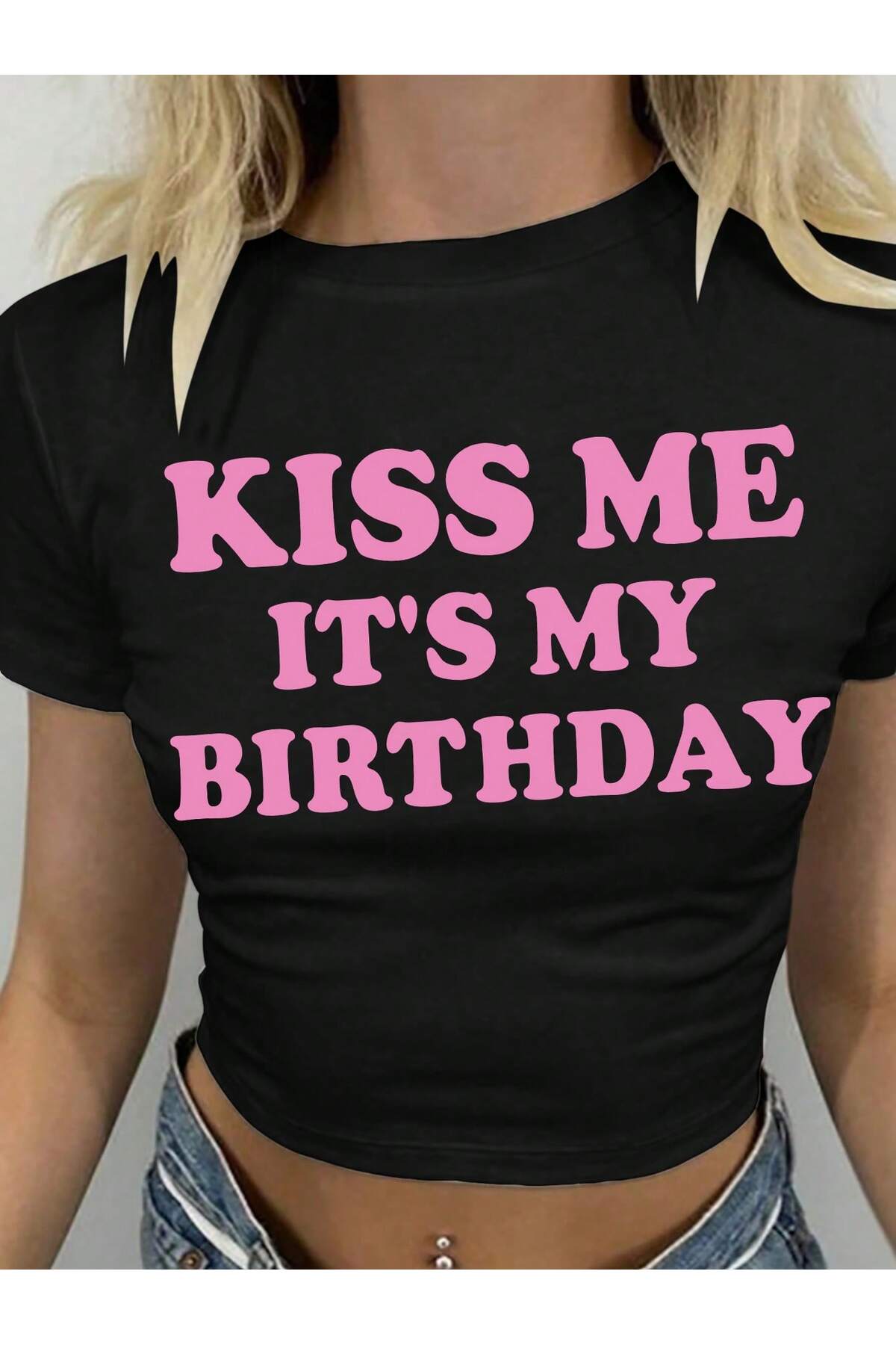 EVIus Kadın Kiss Me It's My Birthday Y2K Tee Crop - Fiyatı, Yorumları