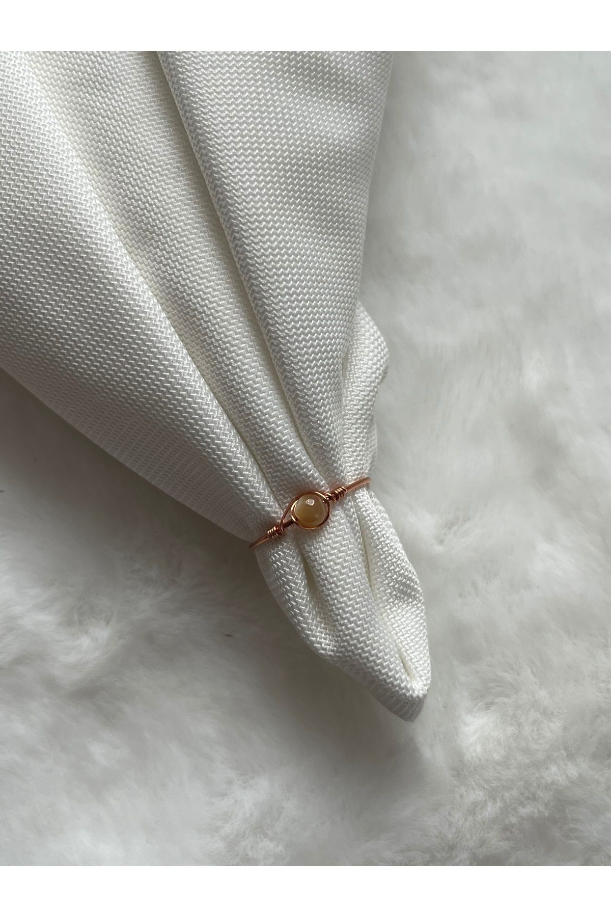 Pel Design-Minimal Coffee Mother of Pearl Adjustable Copper Wire Ring 1