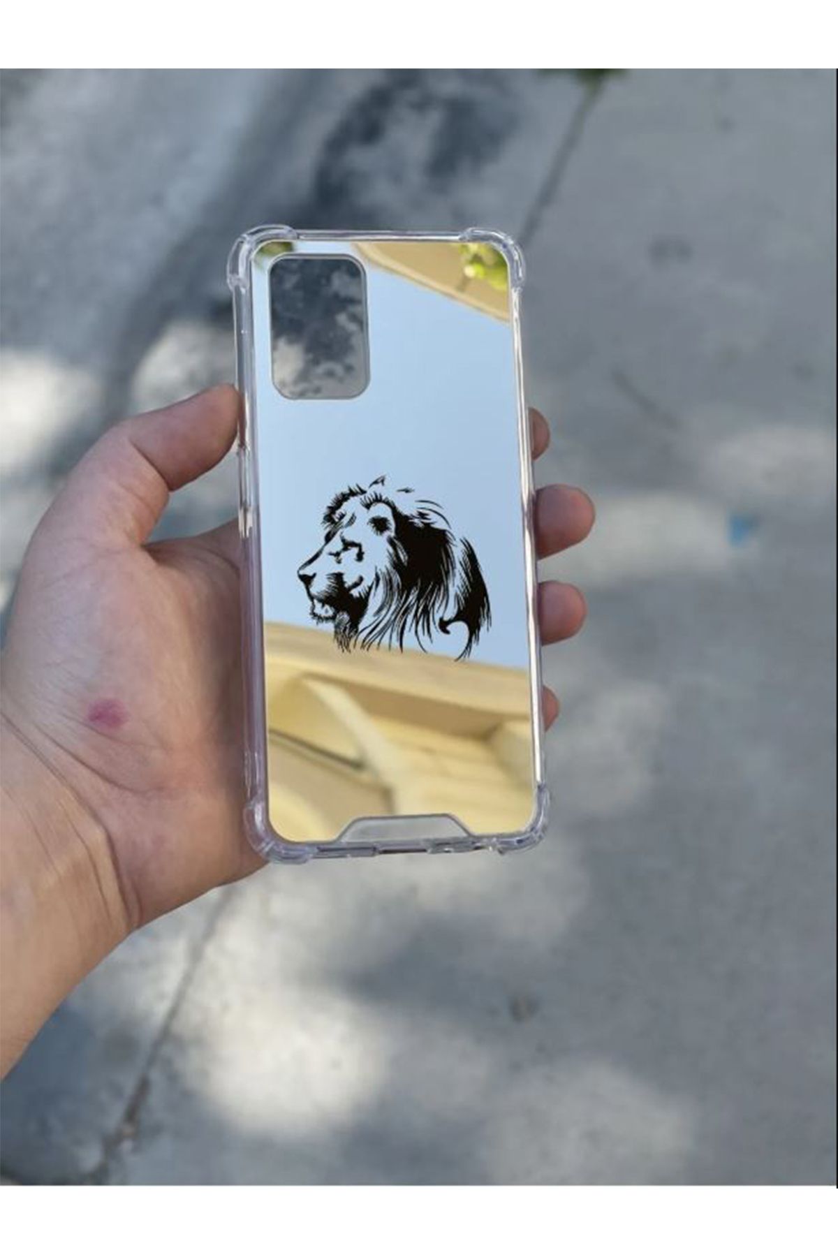 PERAX Samsung Galaxy M54 Uyumlu Gümüş Aynalı Darbe Korumalı Aslan Tasarımlı Silikon Kılıf