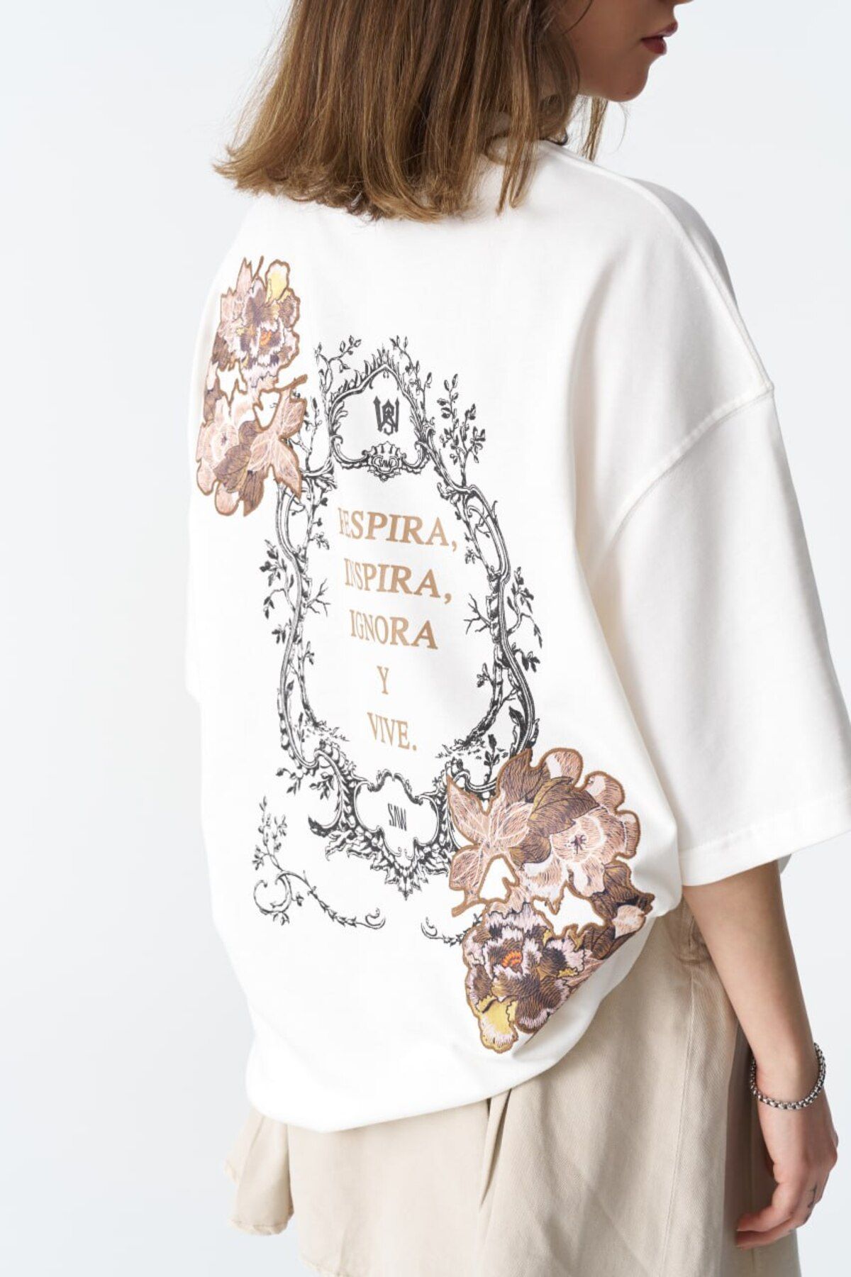 Saw Urbanity RESPIRA INSPIRA IGNORA YAZI ÇİÇEK MOTİFLİ %100 COTTON OWERSİZE T-SHİRT