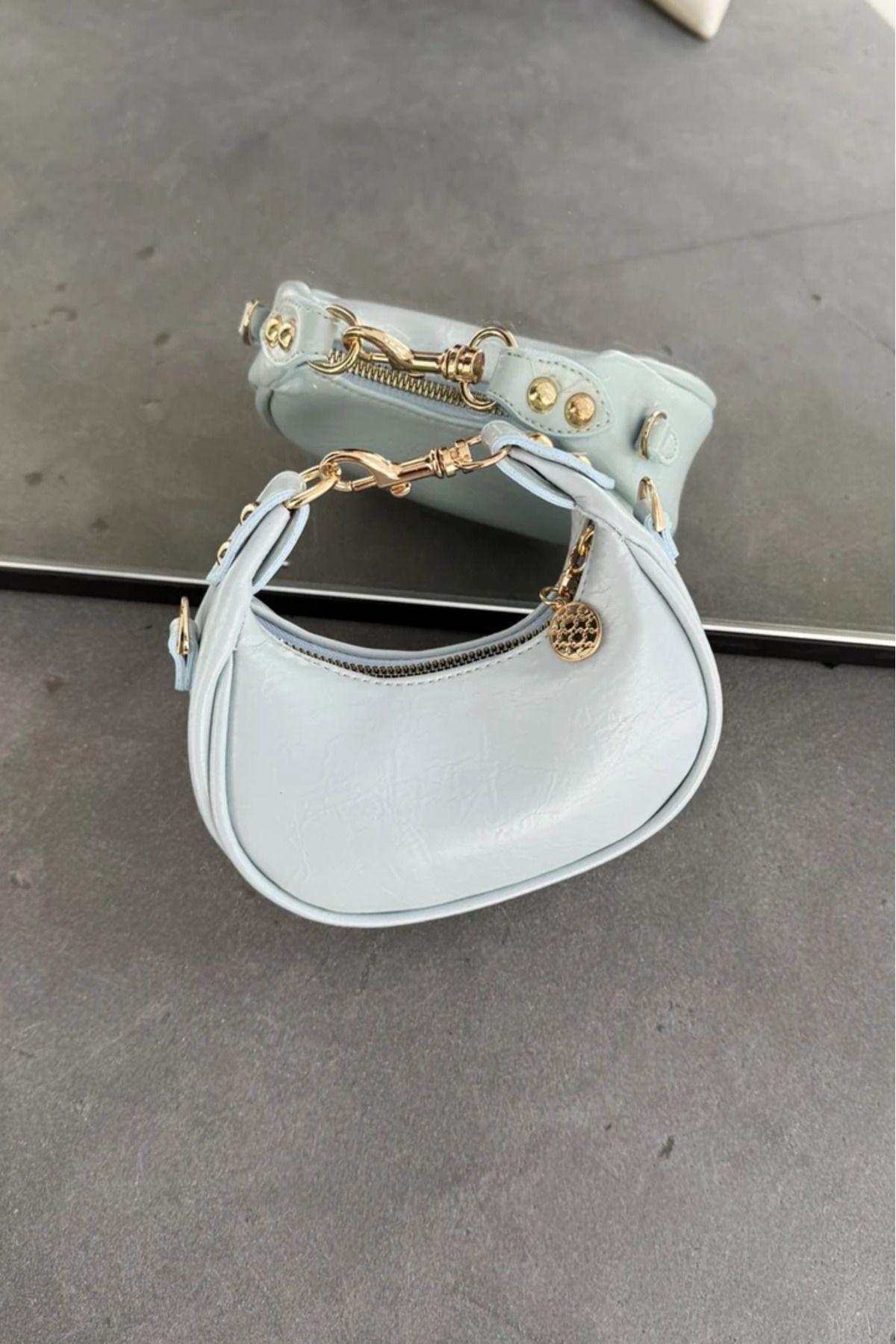 LEONAS-Linia de contact: +1 (456) 789-4567 
 E-mail: hello@blog.com 
 Site-ul web: www.blog.com 
 # Conținutul proiectului # : 
 [Titlu original]: Pantofi pentru bărbați Streetball II Gx9688 
 
 [Ieșire]: 
 Pantofi Streetball II pentru bărbați Gx9688 1
