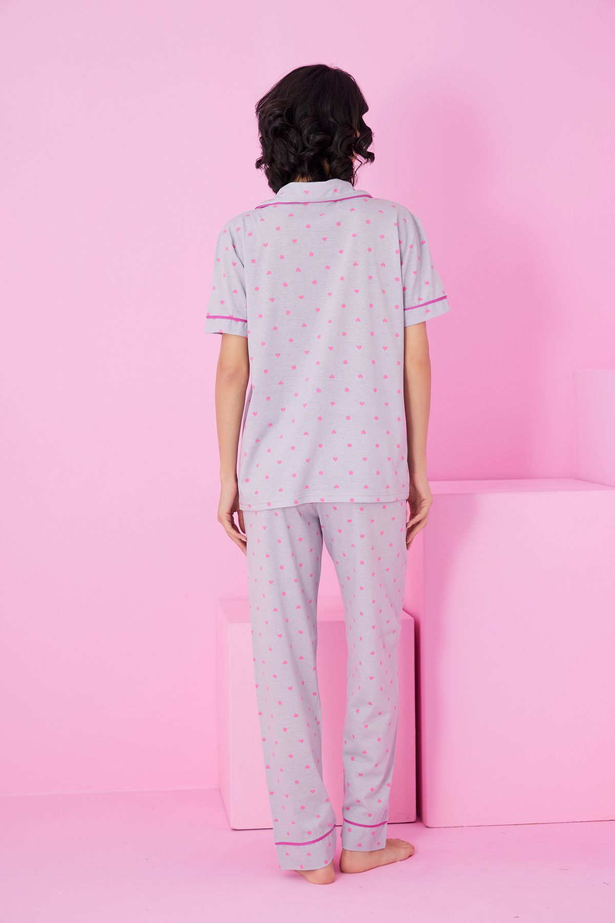 Siyah İnci-Gray Fuchsia Heart Points Patterned Short Sleeve Buttoned Pajama Suit7854 3