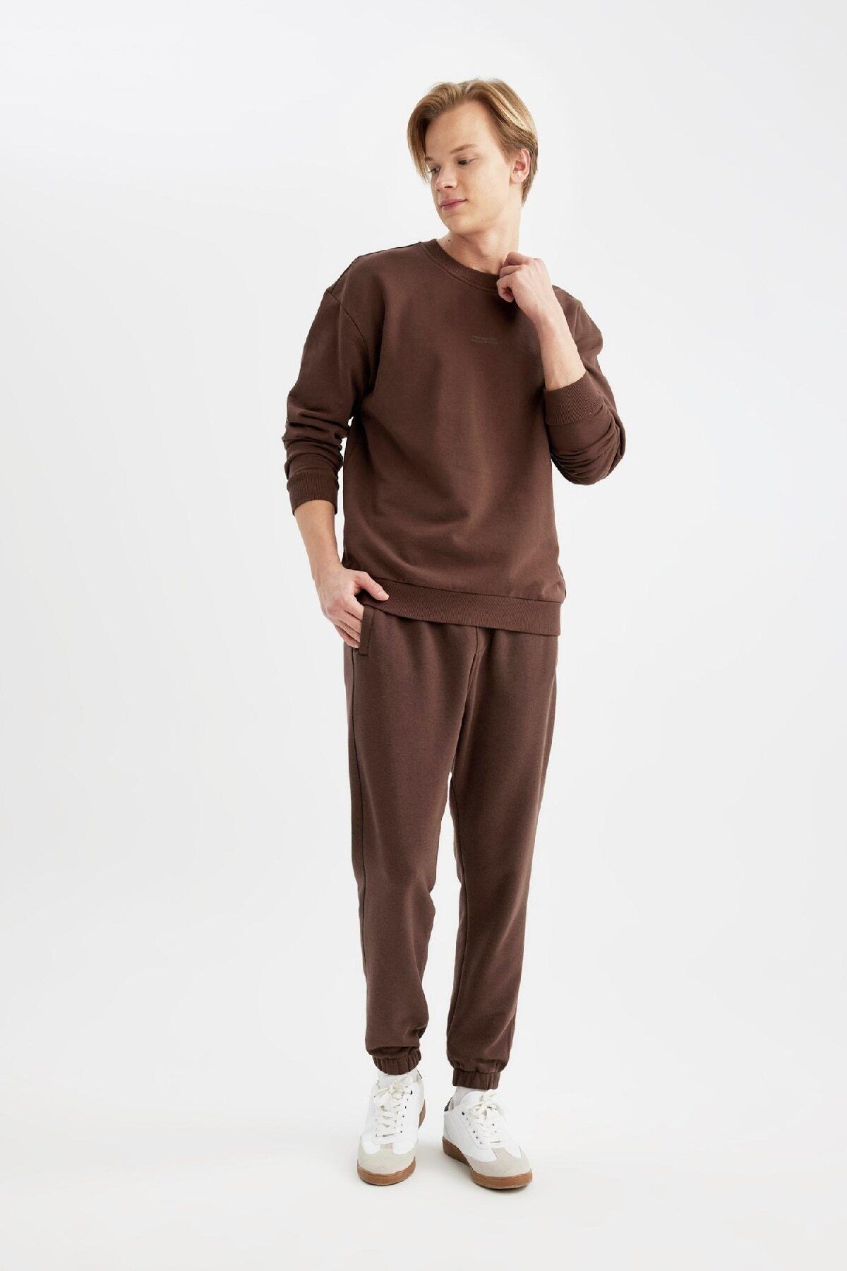 DeFacto-Fleto Pocket - Elastické tepláky Regular Fit v pase C1776Ax23Cw 3