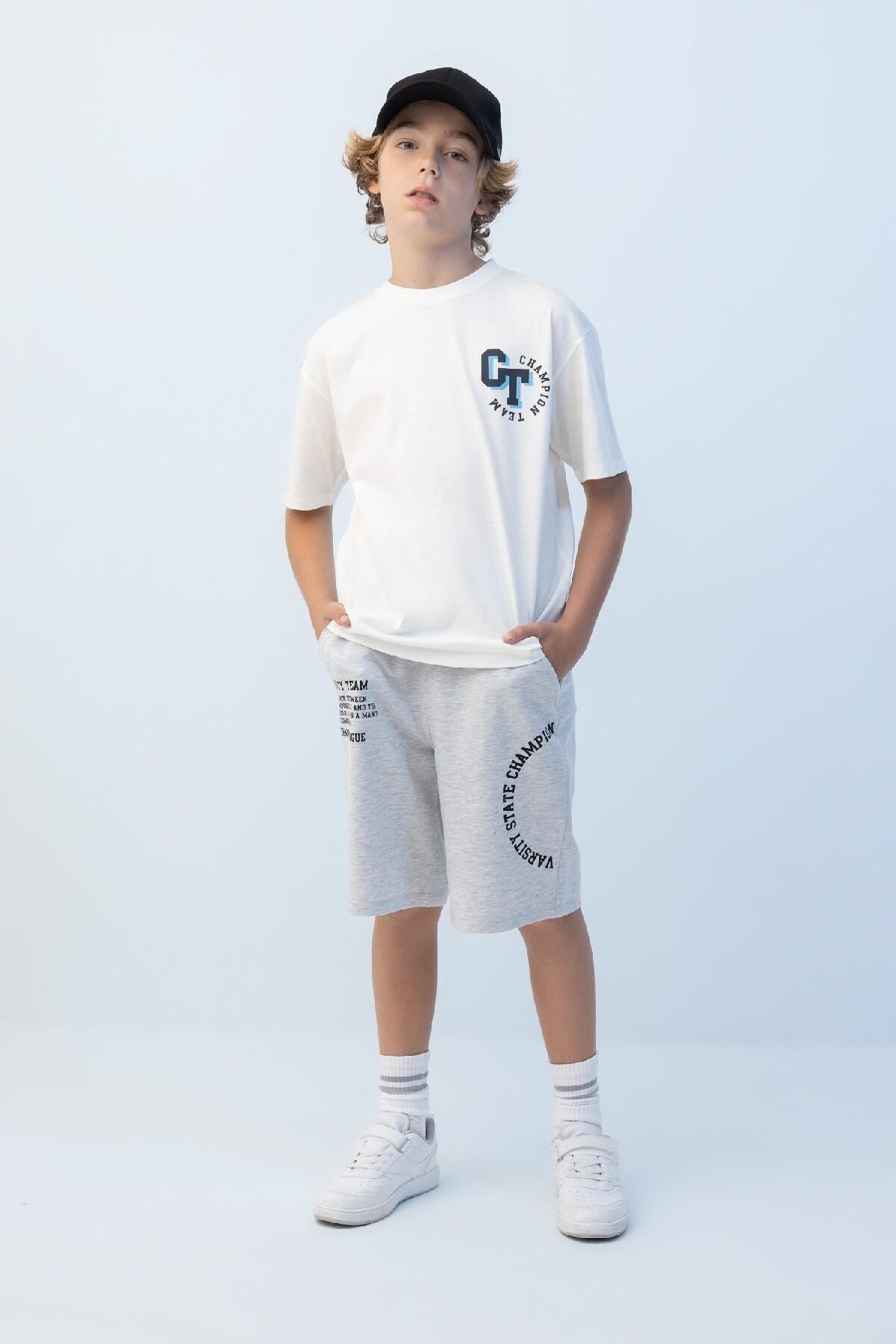 complete the look image
