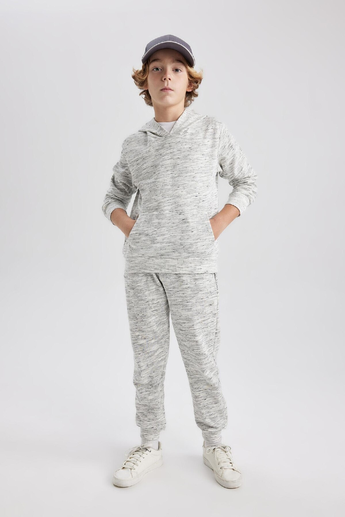 complete the look image