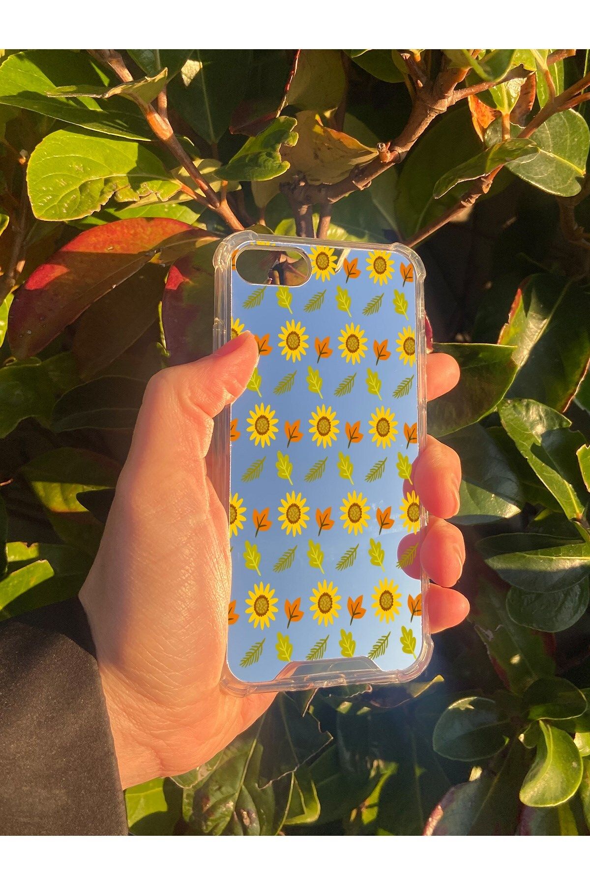 blueb İphone 8 Uyumlu Aynalı Ay Çiçeği Desenli Darbe Kamera Korumalı Silikon Telefon Kılıfı
