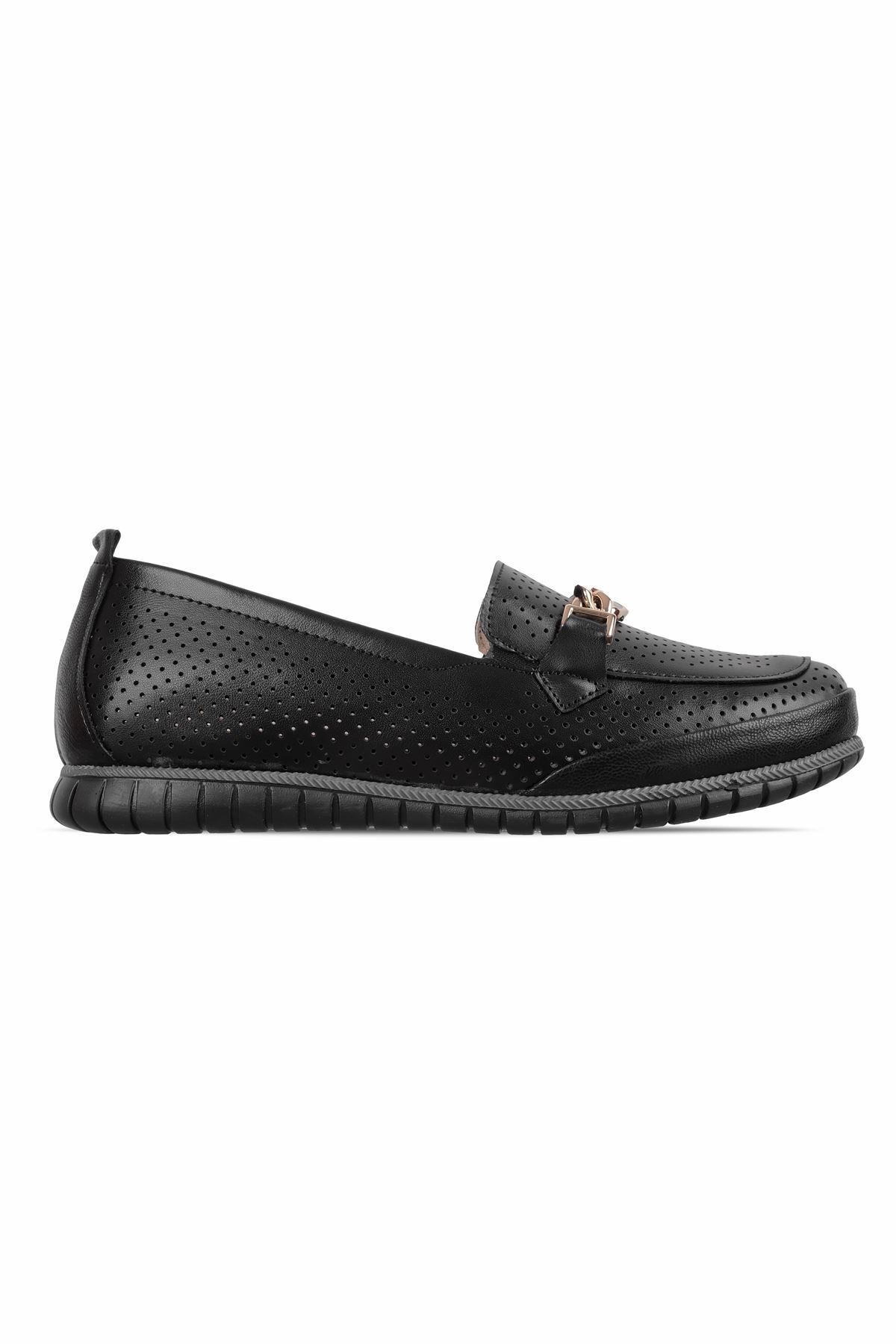 Lal Shoes & Bags Ulrika Kadın Zincir Detaylı Delikli Günlük Ayakkabı-siyah