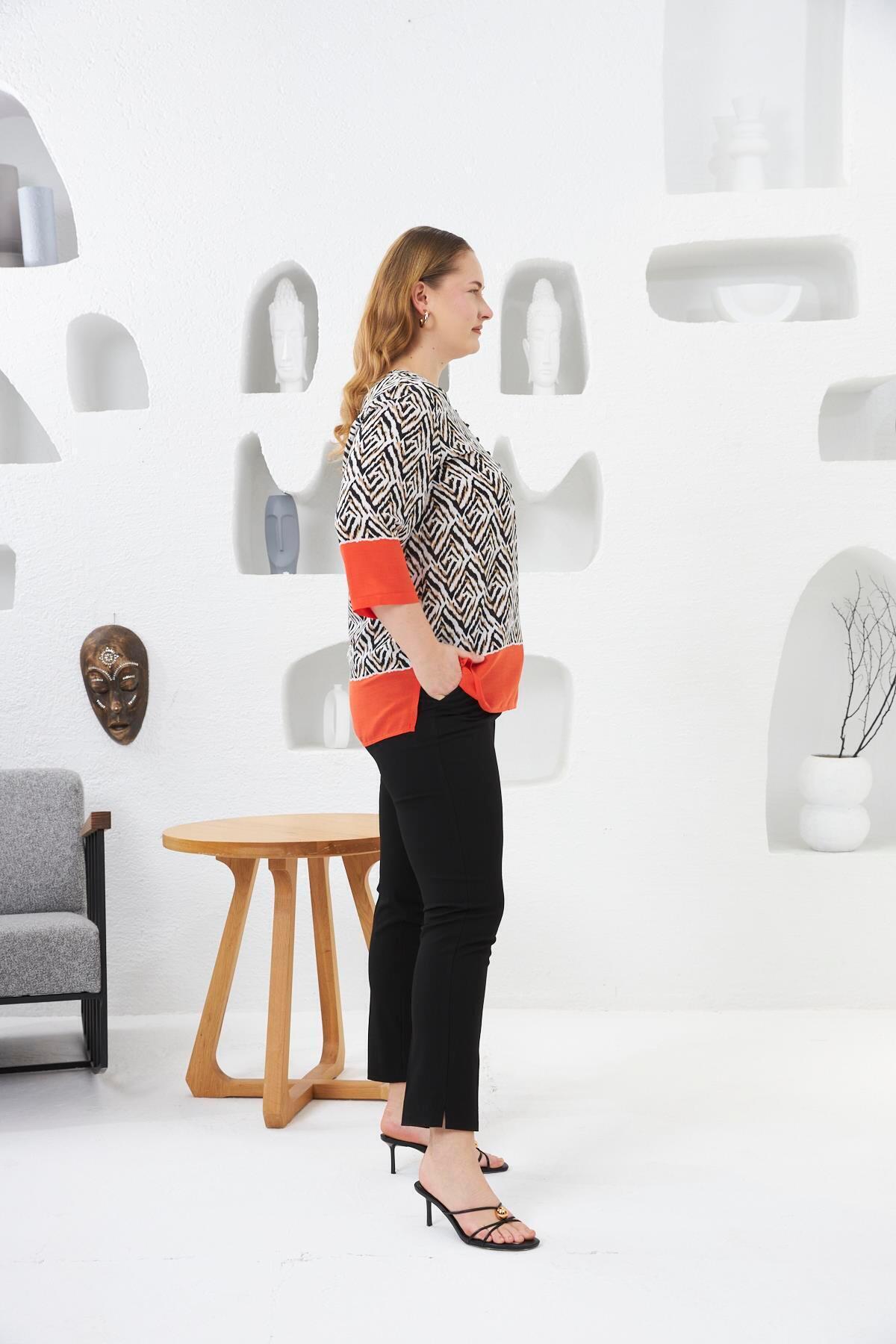 RMG-Geometric Shape Oversized Blouse White 3