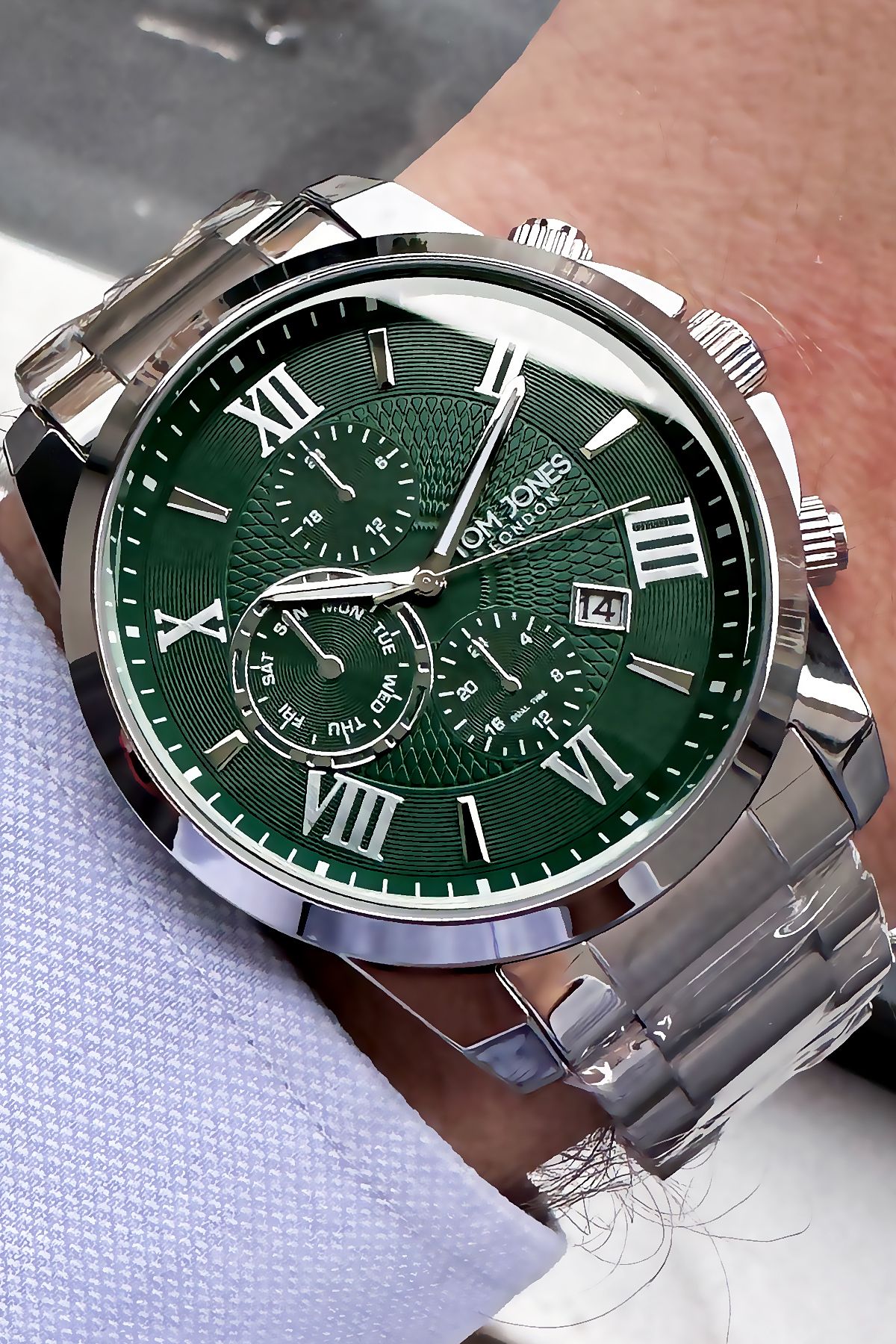 Tom Jones-Men's Wristwatch 3 Atm Waterproof Silver Color Steel Strap + Bracelet CBK626 2