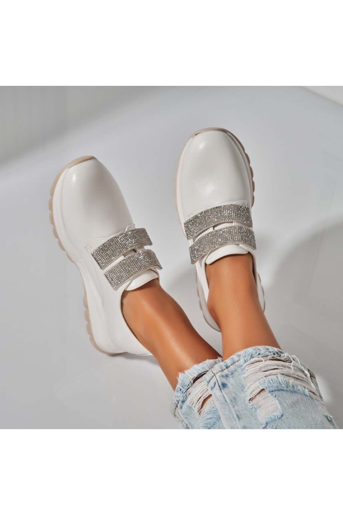 Joana-Women's casual shoes in white eco-leather Alaia 1