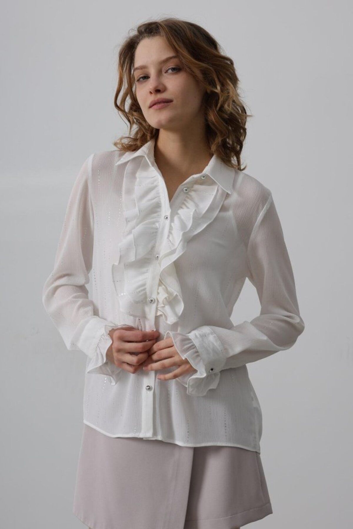 velmorafashion Fırfır Yakalı Şifon Gömlek - Beyaz