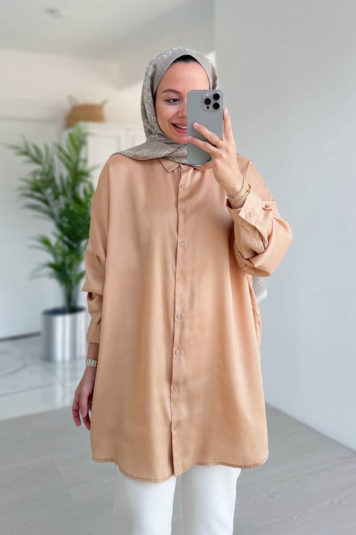 Ka Hijab-Πουκάμισο Camel Satin Oversize 2