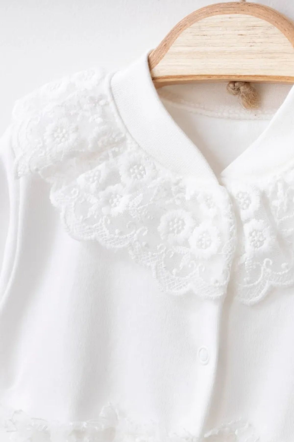 Minytrendy Yenidoğan Kız Bebek 4 Parça Mevlüt Takımı Ingiliz Şapkalı Tül Etekli Yenidoğan Tulum Hastane Çıkışı fotoğrafı 2 (önizleme)