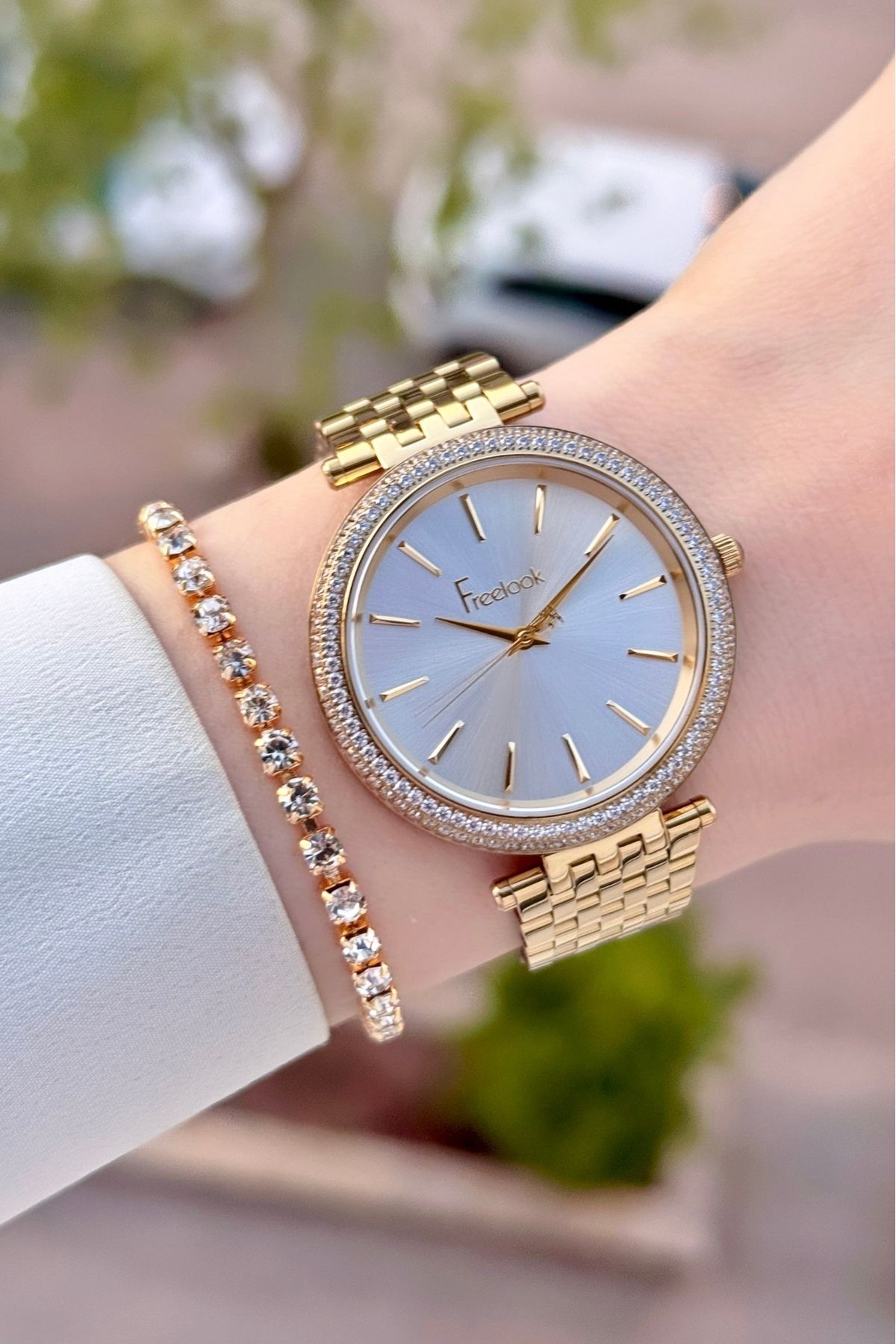 Freelook Gold Renk Ayarlanabilir Kordonlu 38 Mm Kadın Kol Saati Ve Bileklik