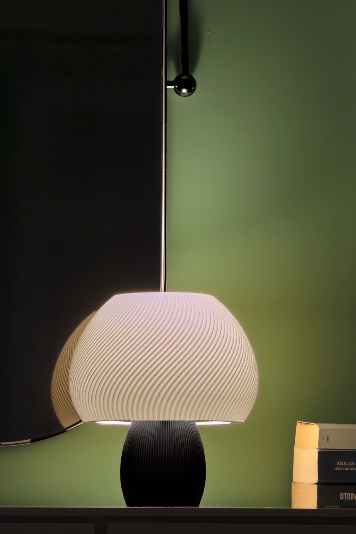 TechCore-Wavy Mushroom Lampshade - Luxury & Modern Design (for Bulb) Black Matte 3