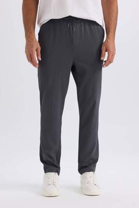 Defacto Relax Fit Rahat Kesim Düz Paça Krinkıl Yazlık Kumaş Pantolon C3930AX25SP