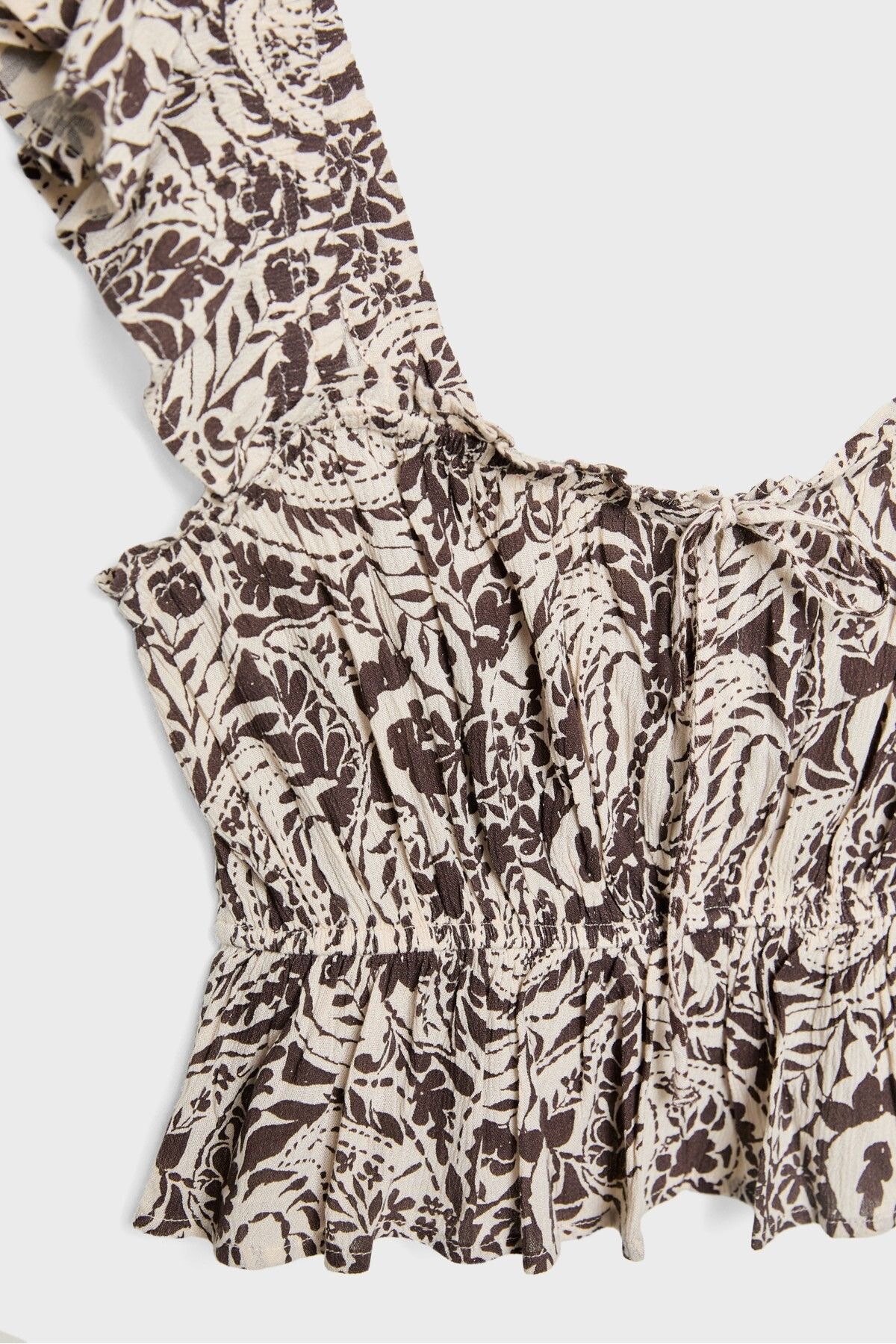 Stradivarius-Flowing printed top with ruffles 8