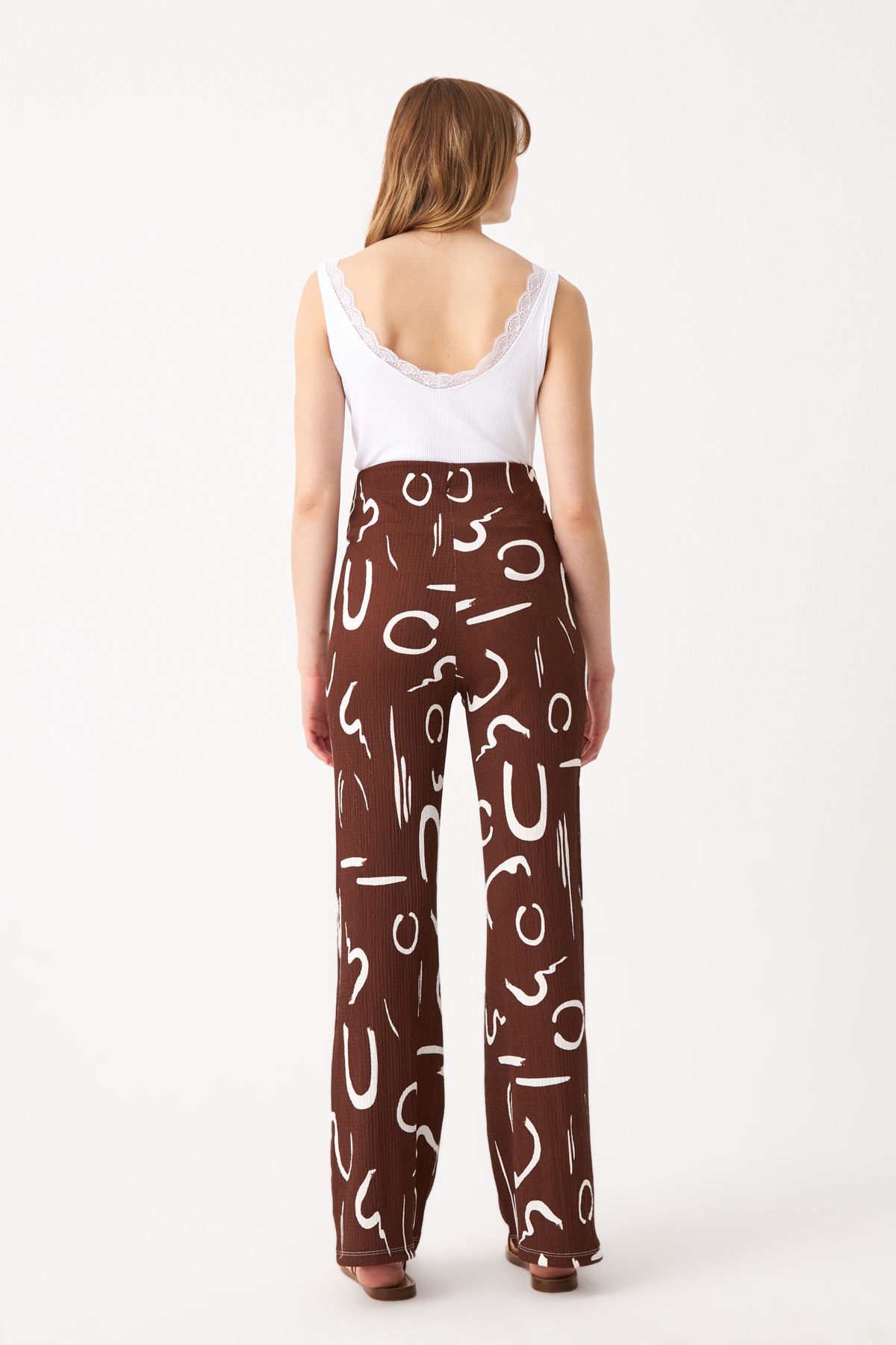 Know-Women's Brown Patterned Pipe Leg Trousers 5