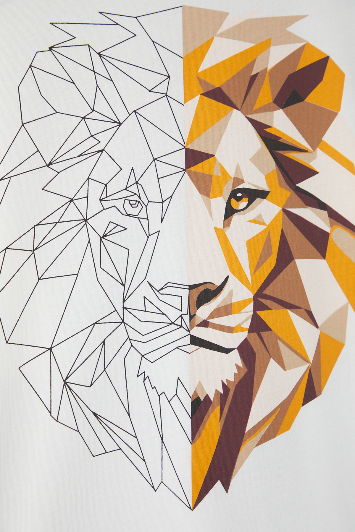 Trendyol Collection-Ecru Oversize/Wide Cut Back Lion bedrucktes T-Shirt aus 100 % Baumwolle TMNSS25TS00117 5