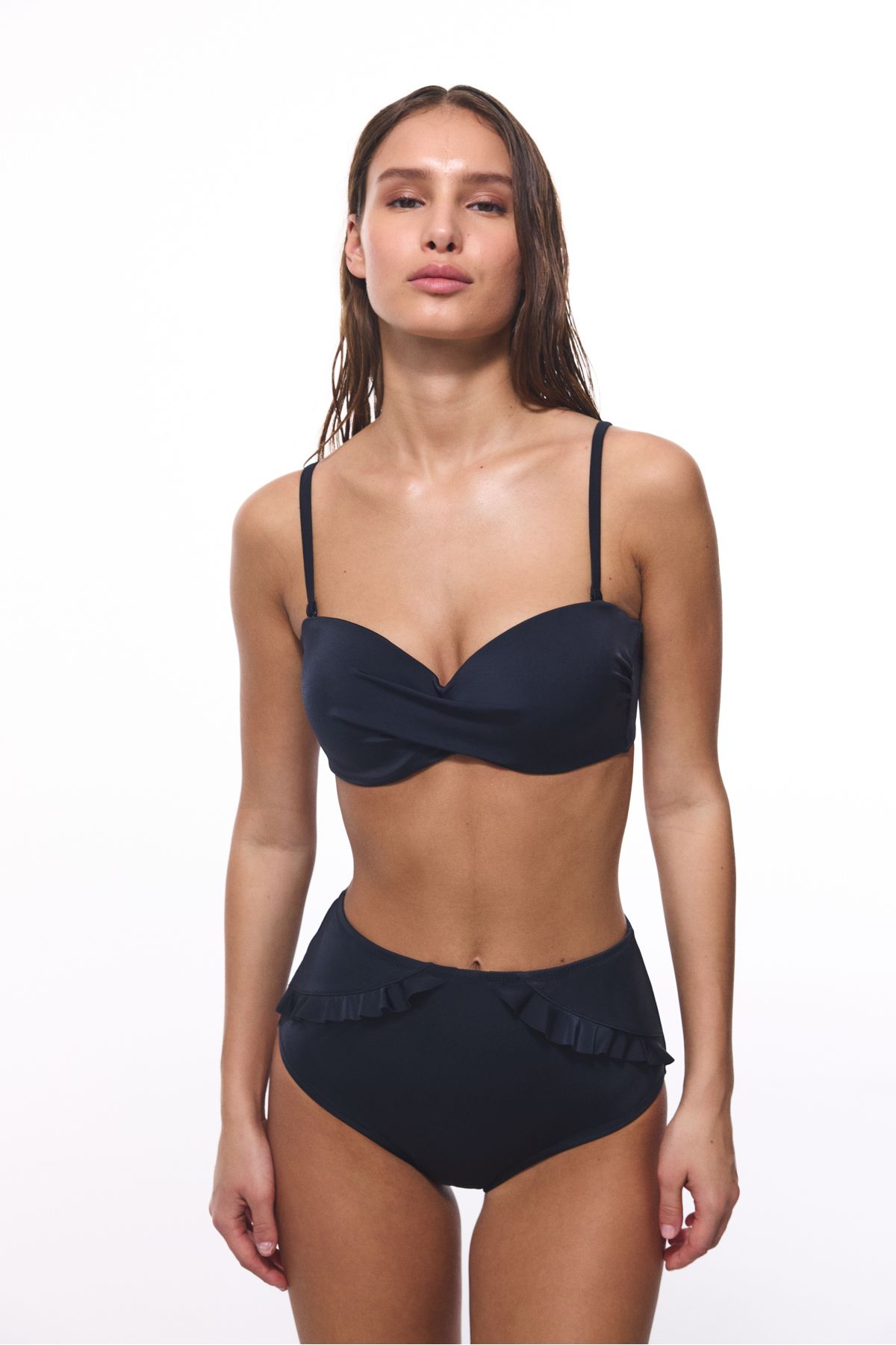Penti-Nowe czarne bikini z falbankami 4