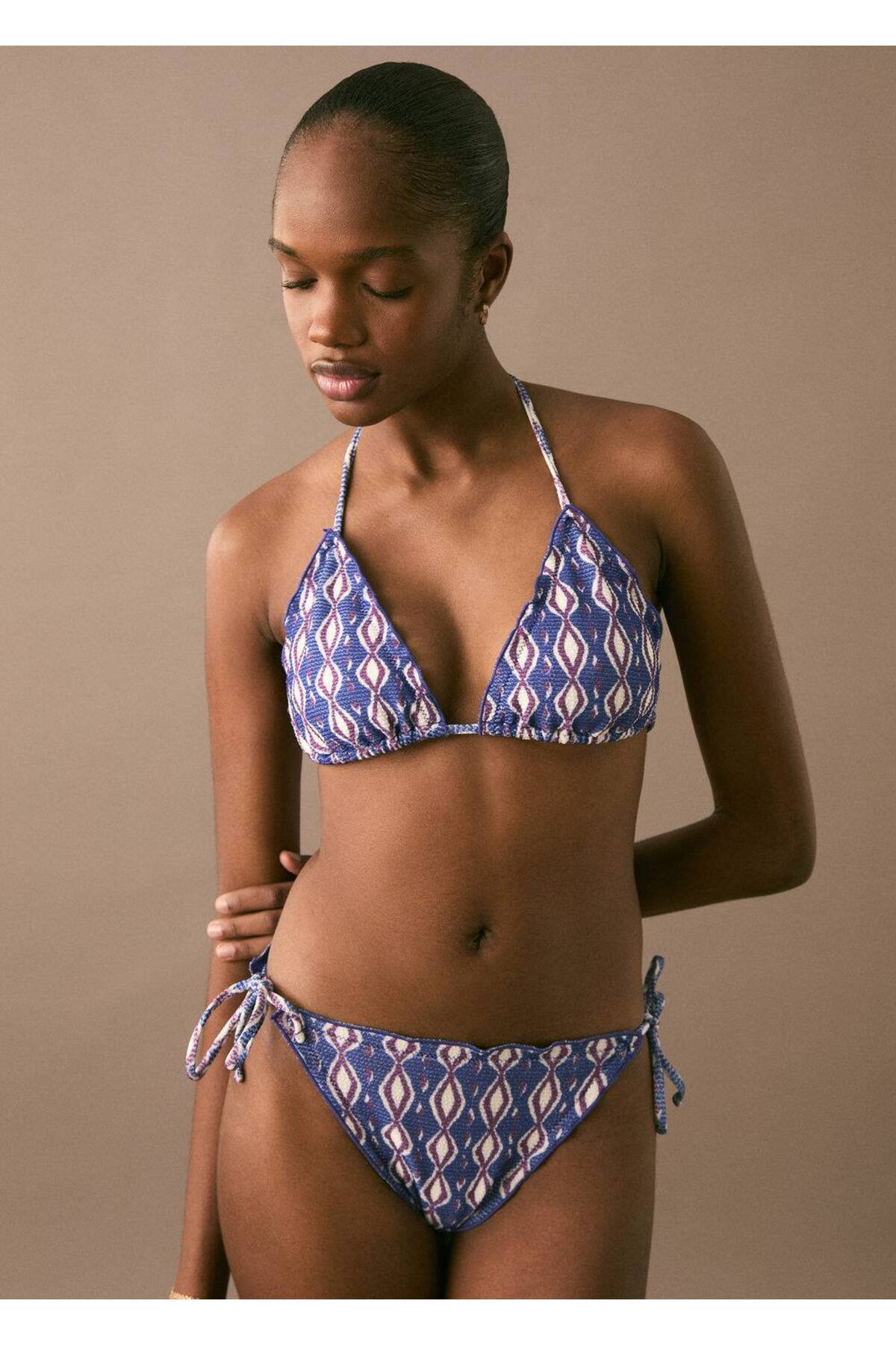 Süslemeli desenli bikini