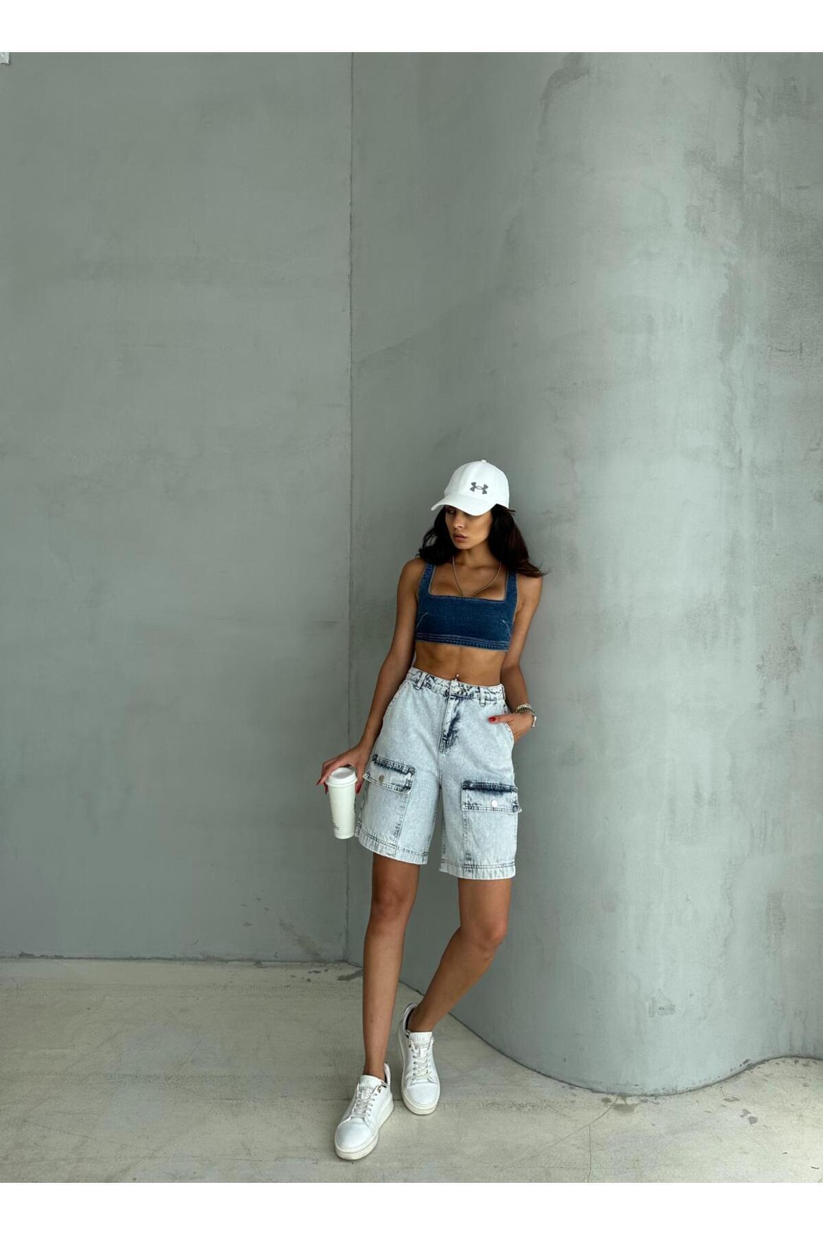 Zeo Basic-Ice Blue Bermuda Shorts with Cargo Pocket 3