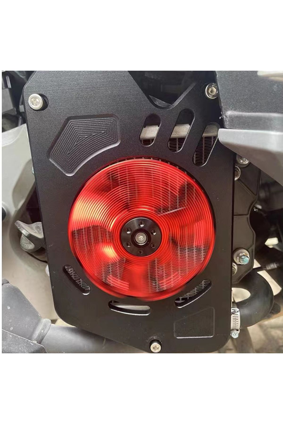 idragon Sym Aksesuar Jet X 125 Modifiye Radyatör Koruma Kapağı (Kırmızı) Metal Parça