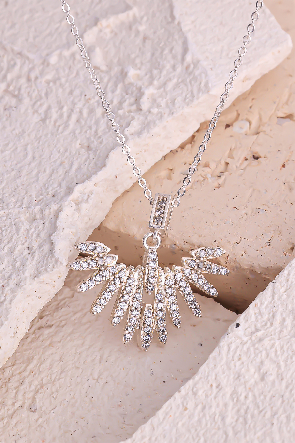 Lucente Jewellery Özel Hediye Kutulu Zümrüdü Anka Kuşu Gümüş Zincirli Kolye Zümrüdüanka Kuşu Kolyesi