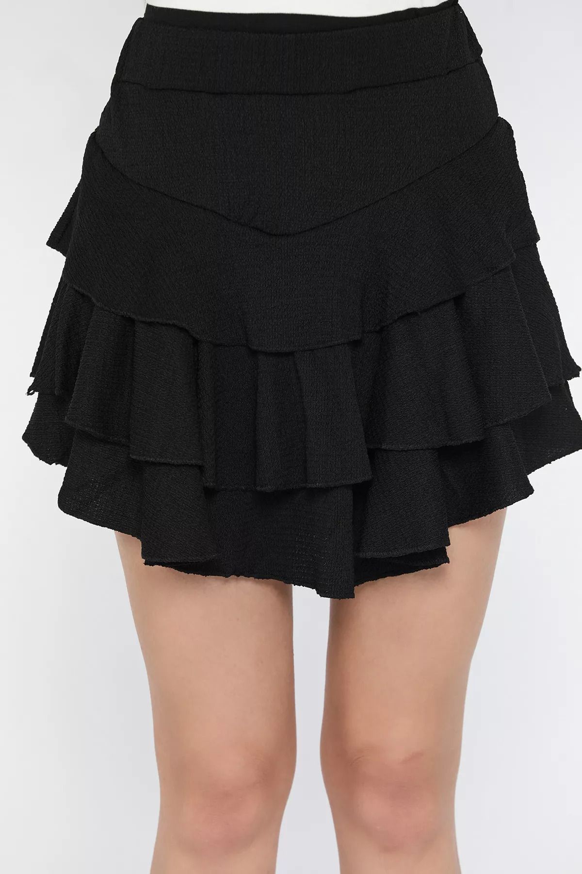 GÜLSELİ-Black Elastic Waist Skirt with Shorts 4